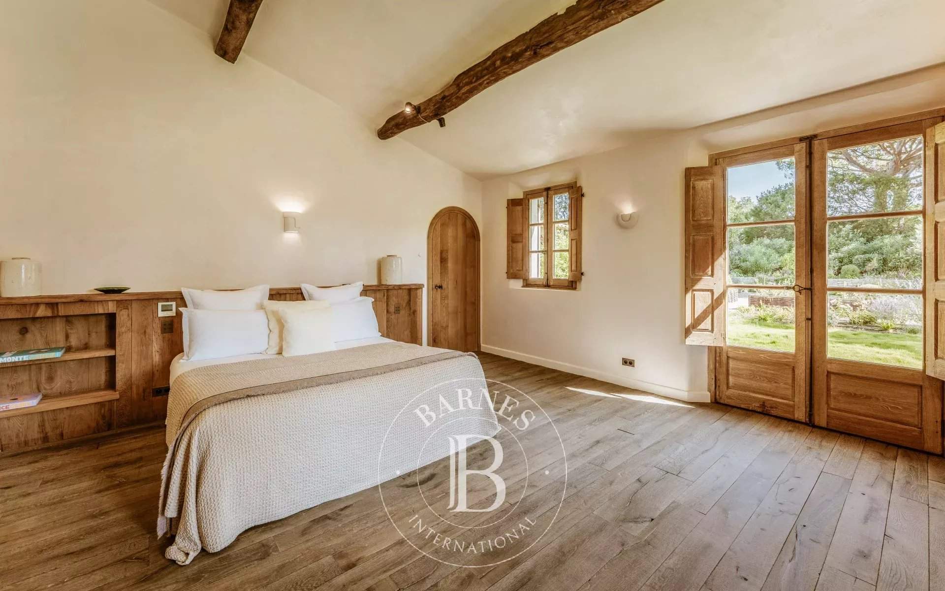 SAINT-TROPEZ/CANOUBIERS - 6-BEDROOM VILLA - SWIMMING POOL - SEA VIEW picture 17
