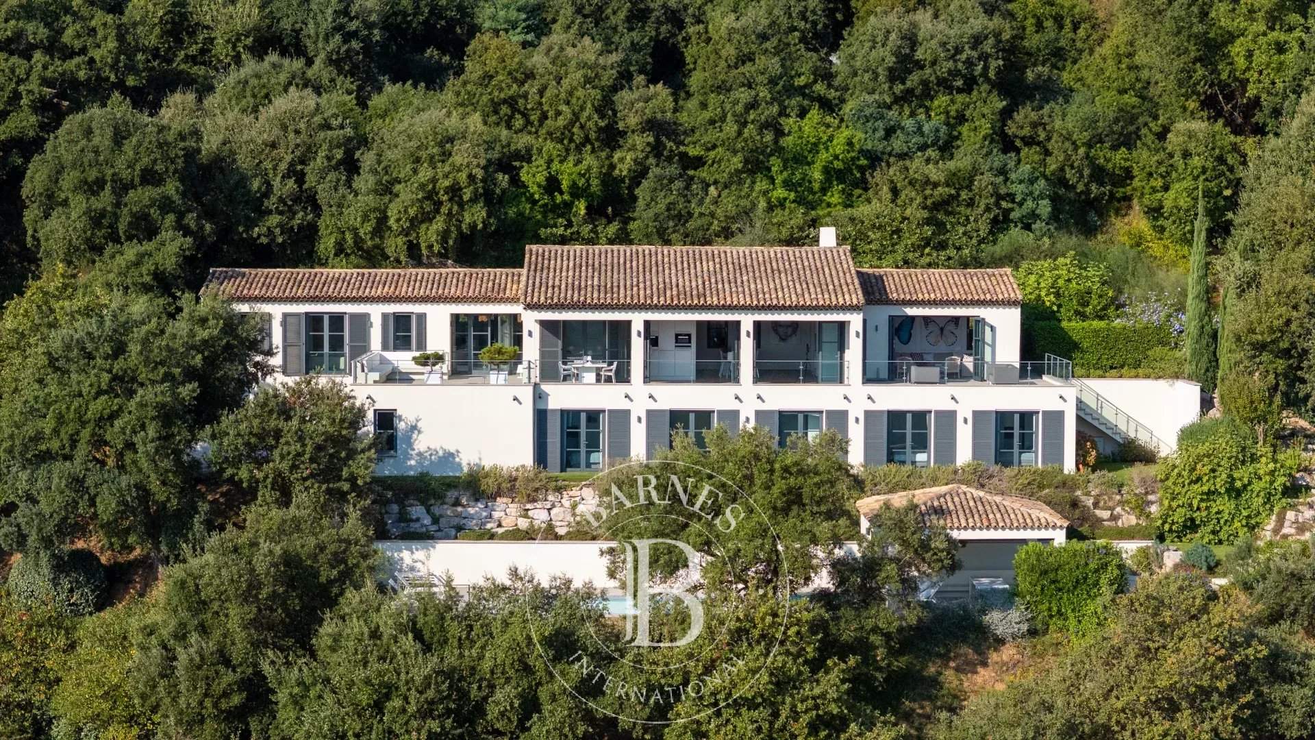 Grimaud  - Maison 7 Pi&egrave;ces 6 Chambres - picture 2