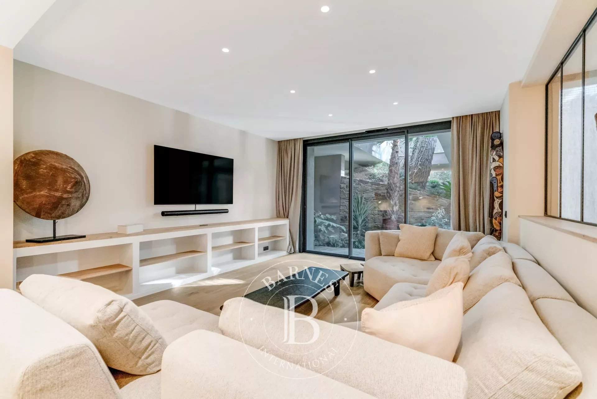 GIGARO - VILLA 6 CHAMBRES - PISCINE - VUE MER picture 14