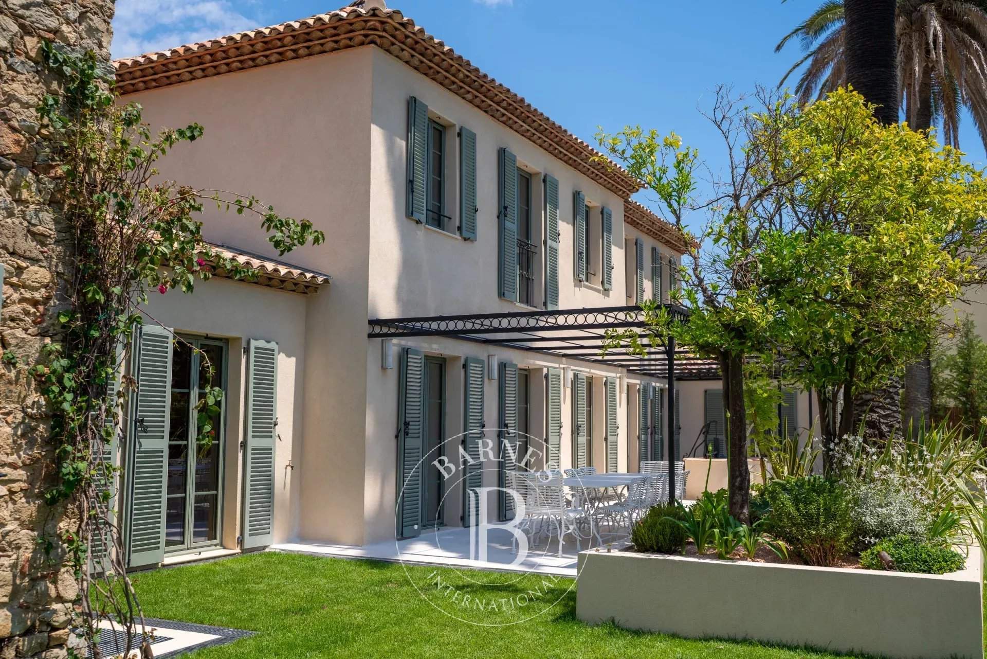 VILLA SAINT-TROPEZ - 5 CHAMBRES - PISCINE - VILLAGE picture 19