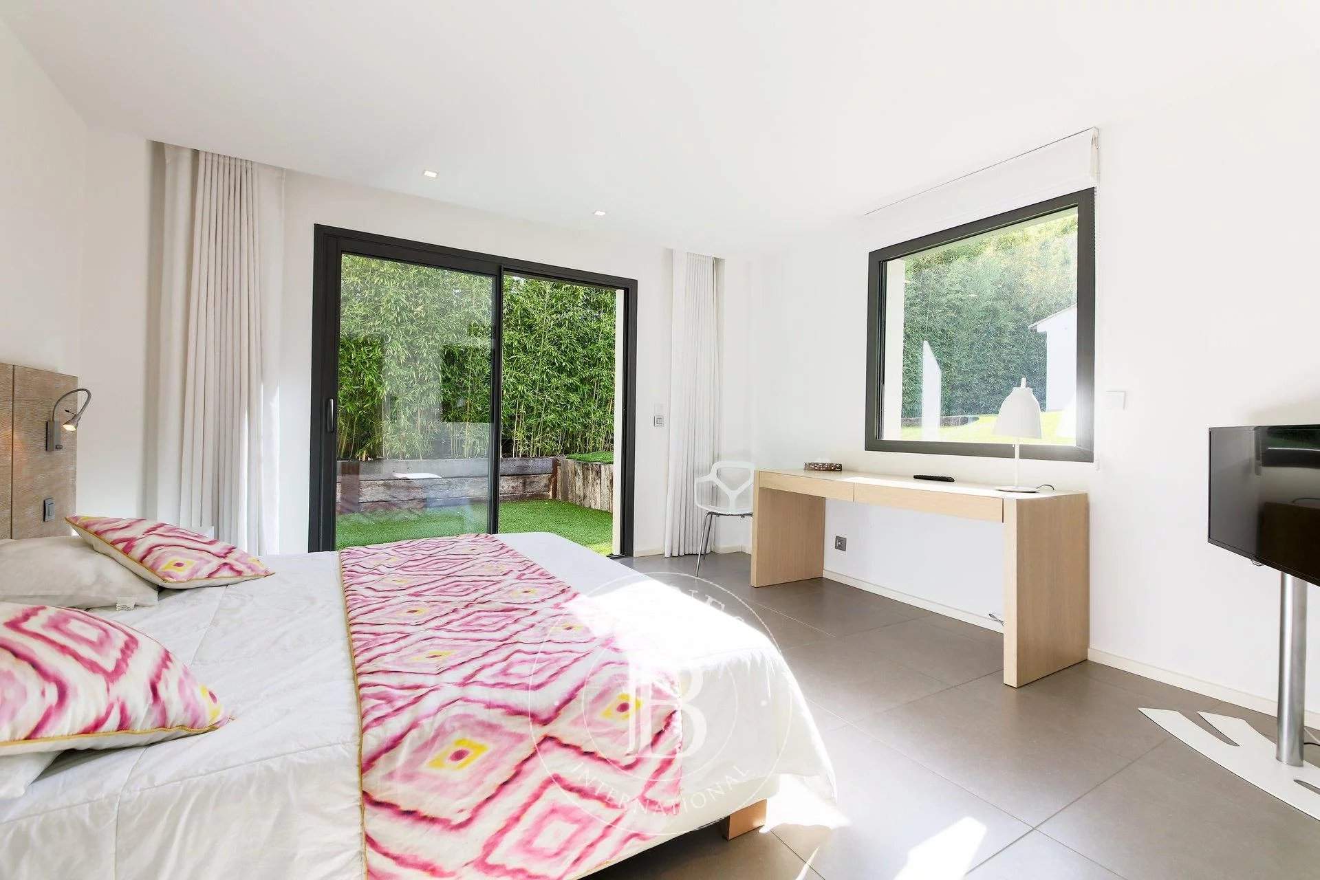 Saint-Tropez  - Villa 5 Bedrooms - picture 14