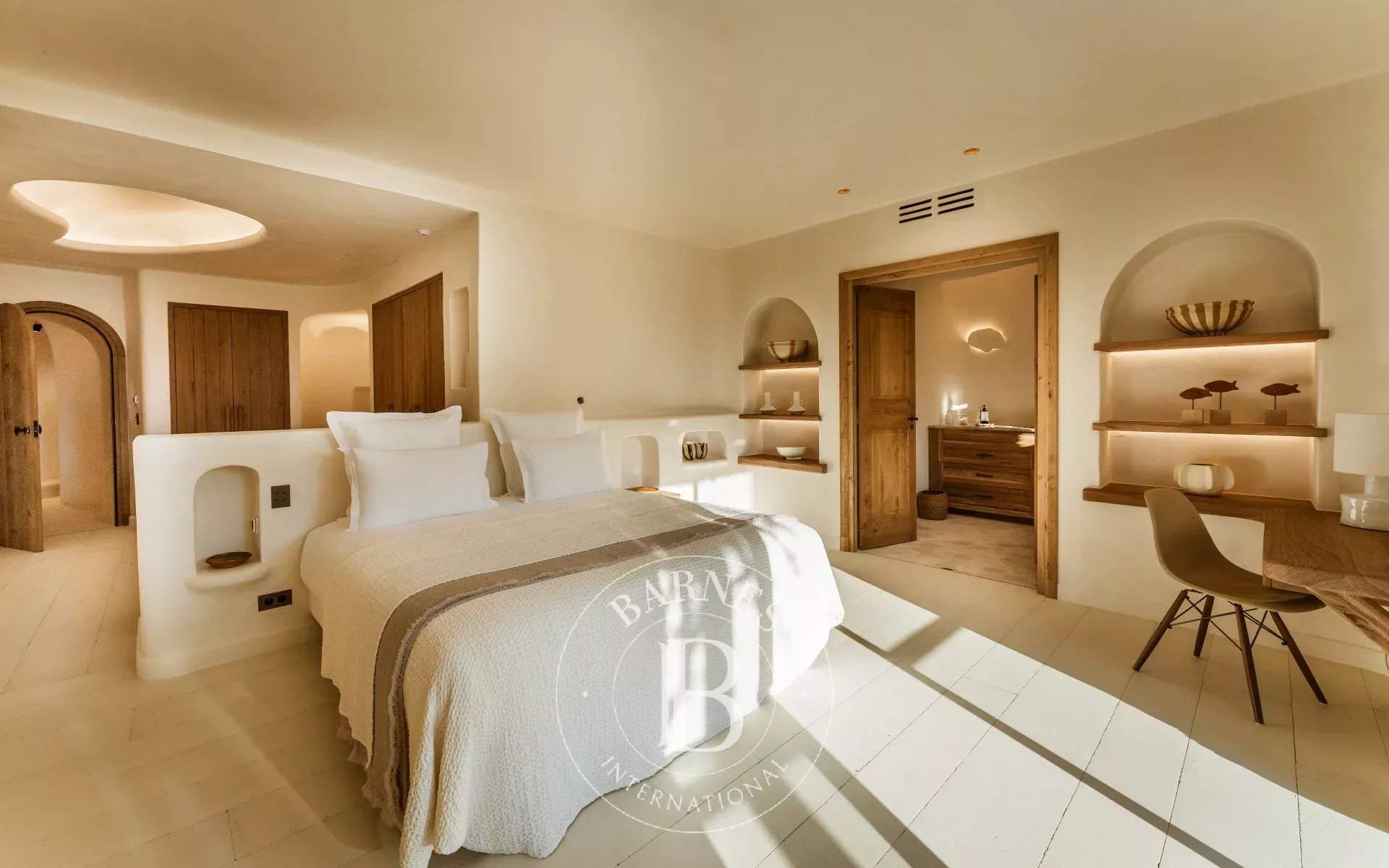 SAINT-TROPEZ/CANOUBIERS - 6-BEDROOM VILLA - SWIMMING POOL - SEA VIEW picture 13