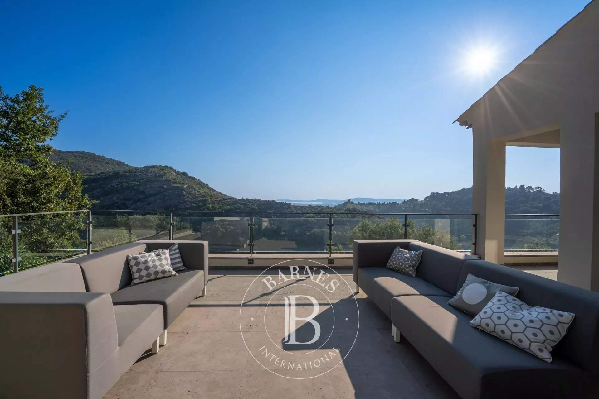 Grimaud  - Maison 7 Pi&egrave;ces 6 Chambres - picture 7