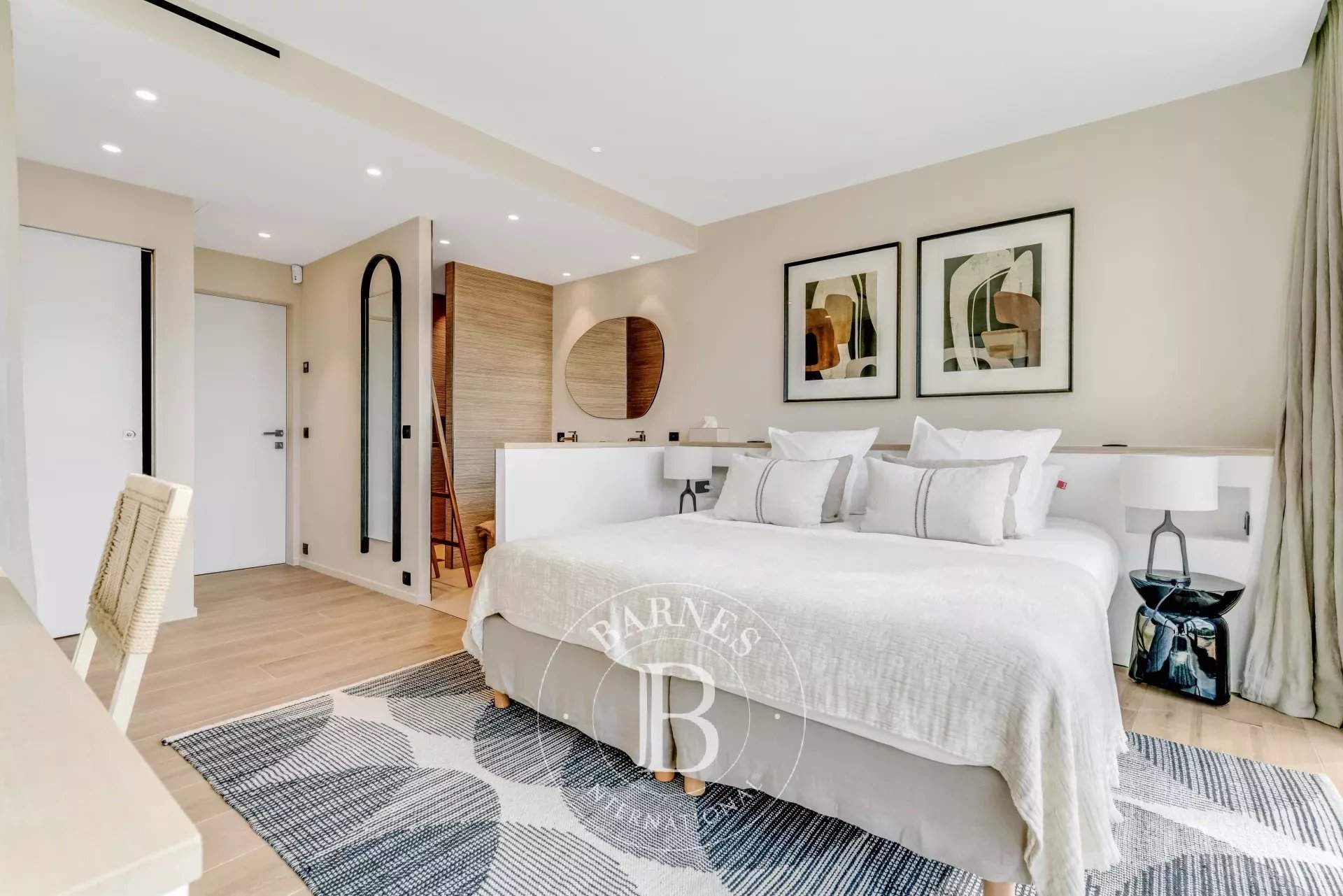 GIGARO - VILLA 6 CHAMBRES - PISCINE - VUE MER picture 13