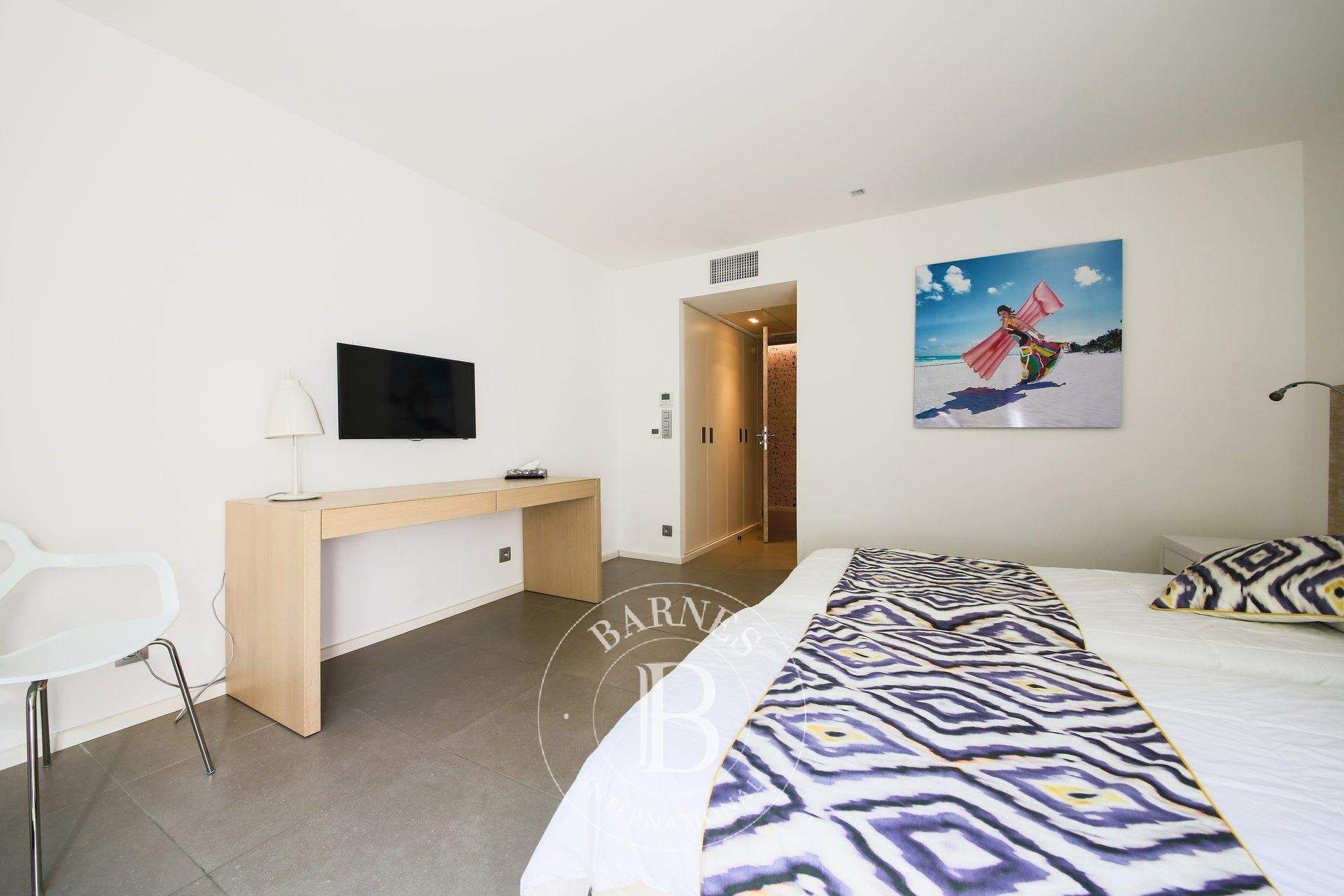 Saint-Tropez  - Villa 5 Bedrooms - picture 13