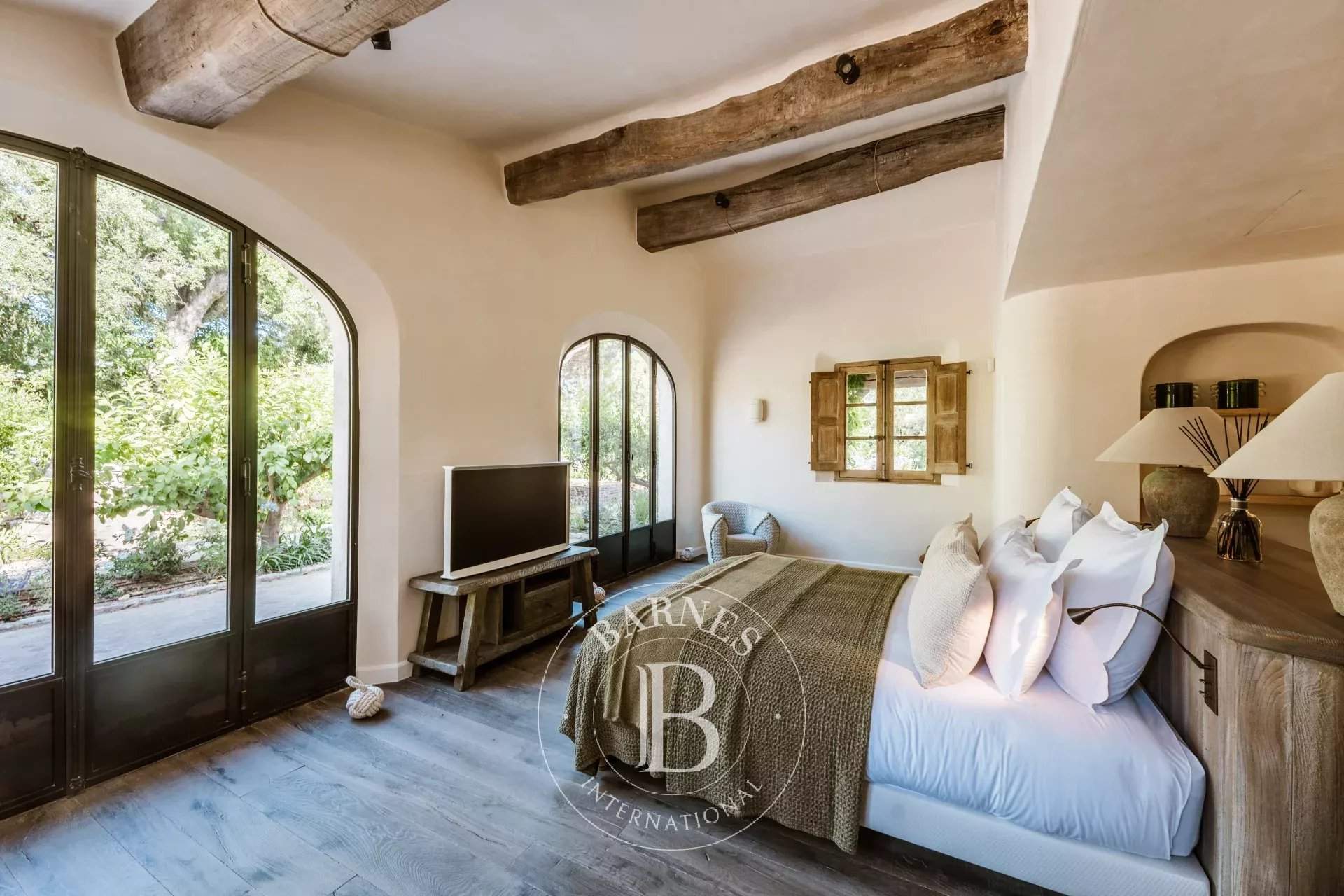 SAINT-TROPEZ/CANOUBIERS - 6-BEDROOM VILLA - SWIMMING POOL - SEA VIEW picture 16