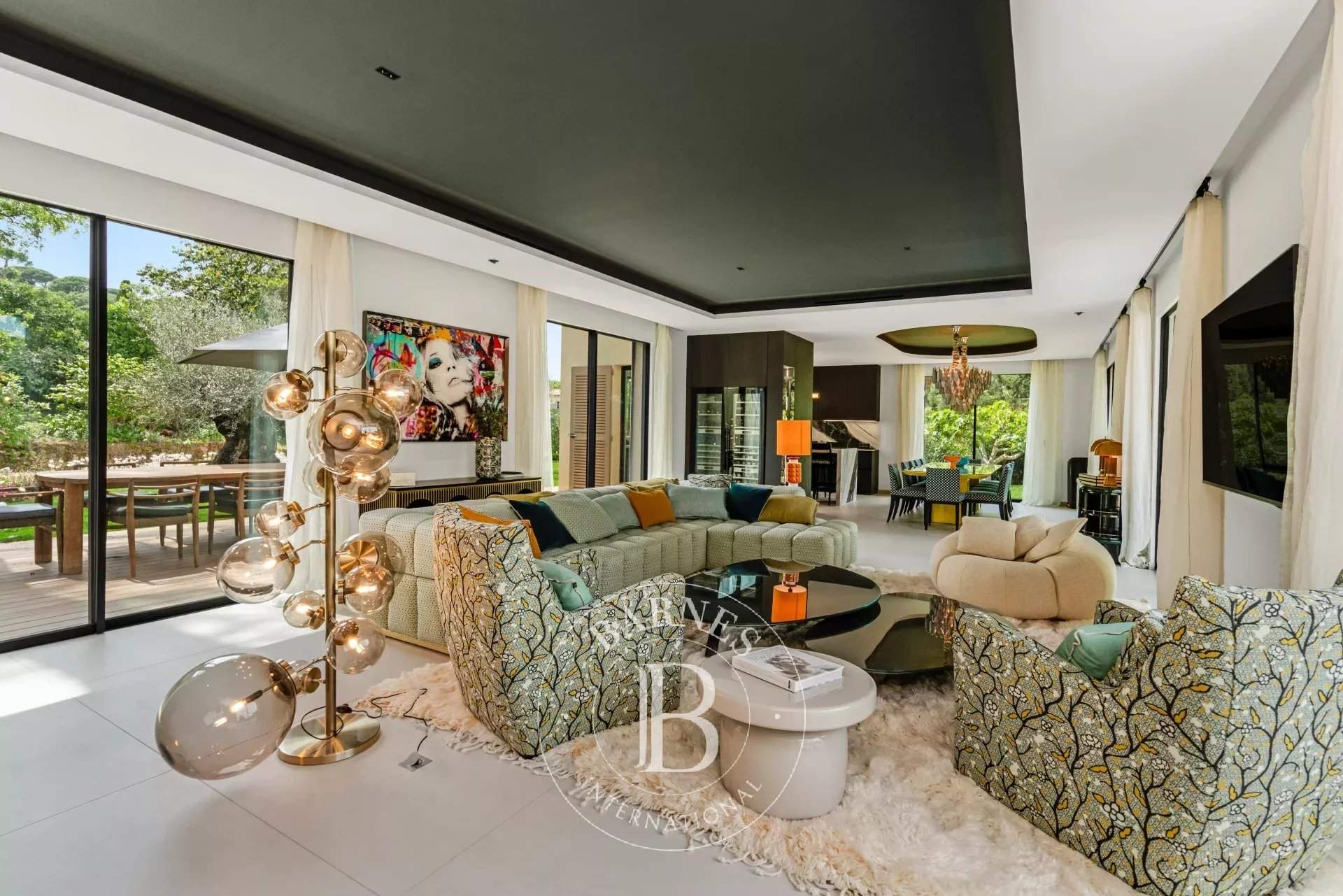 GASSIN - VILLA 5 CHAMBRES - PISCINE picture 6