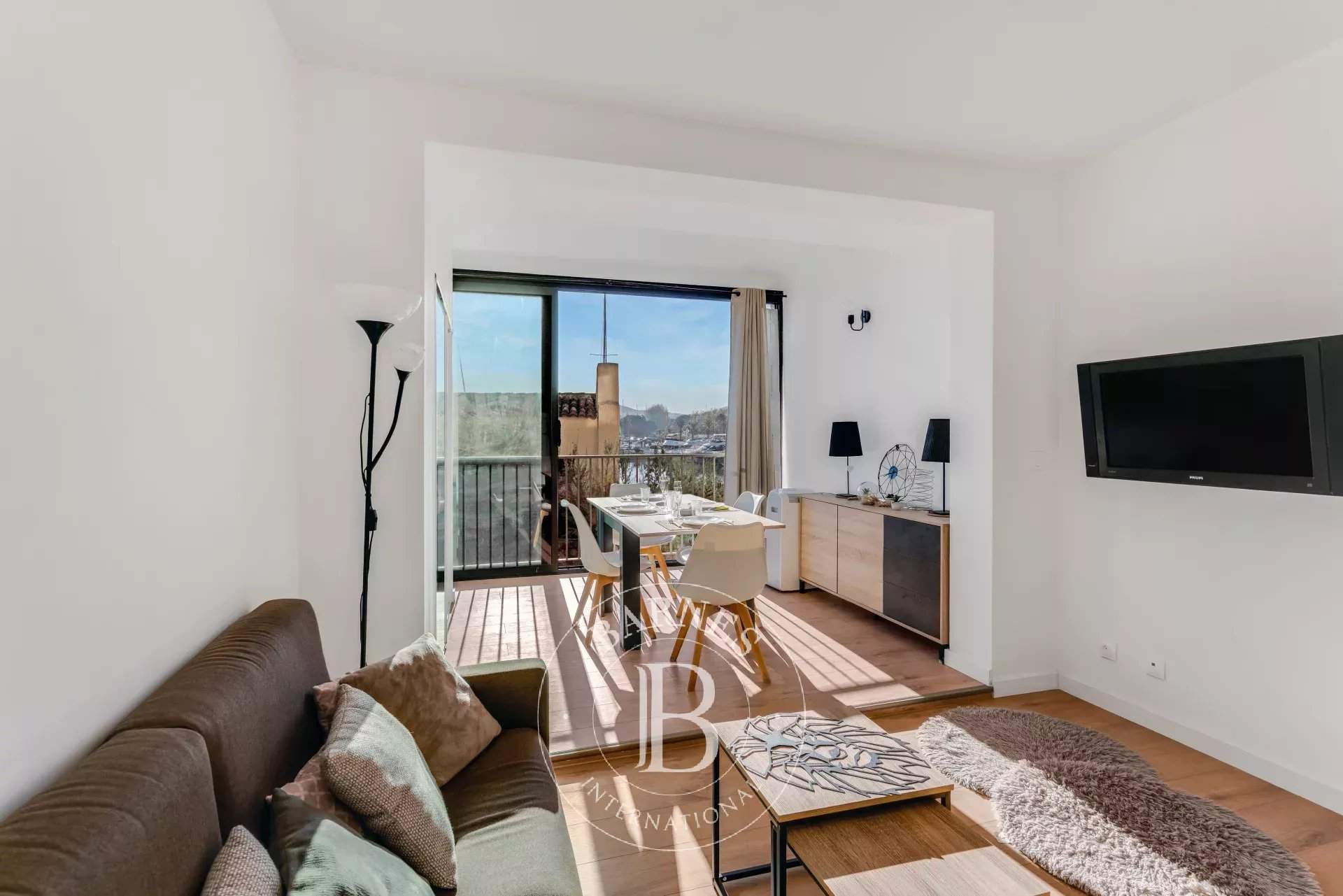 Cogolin  - Apartment 1 Bedroom - picture 9