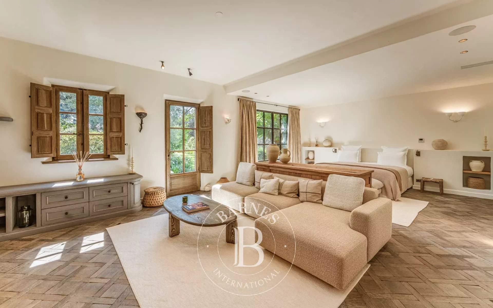 SAINT-TROPEZ - 9-BEDROOM VILLA - OPEN VIEW picture 7