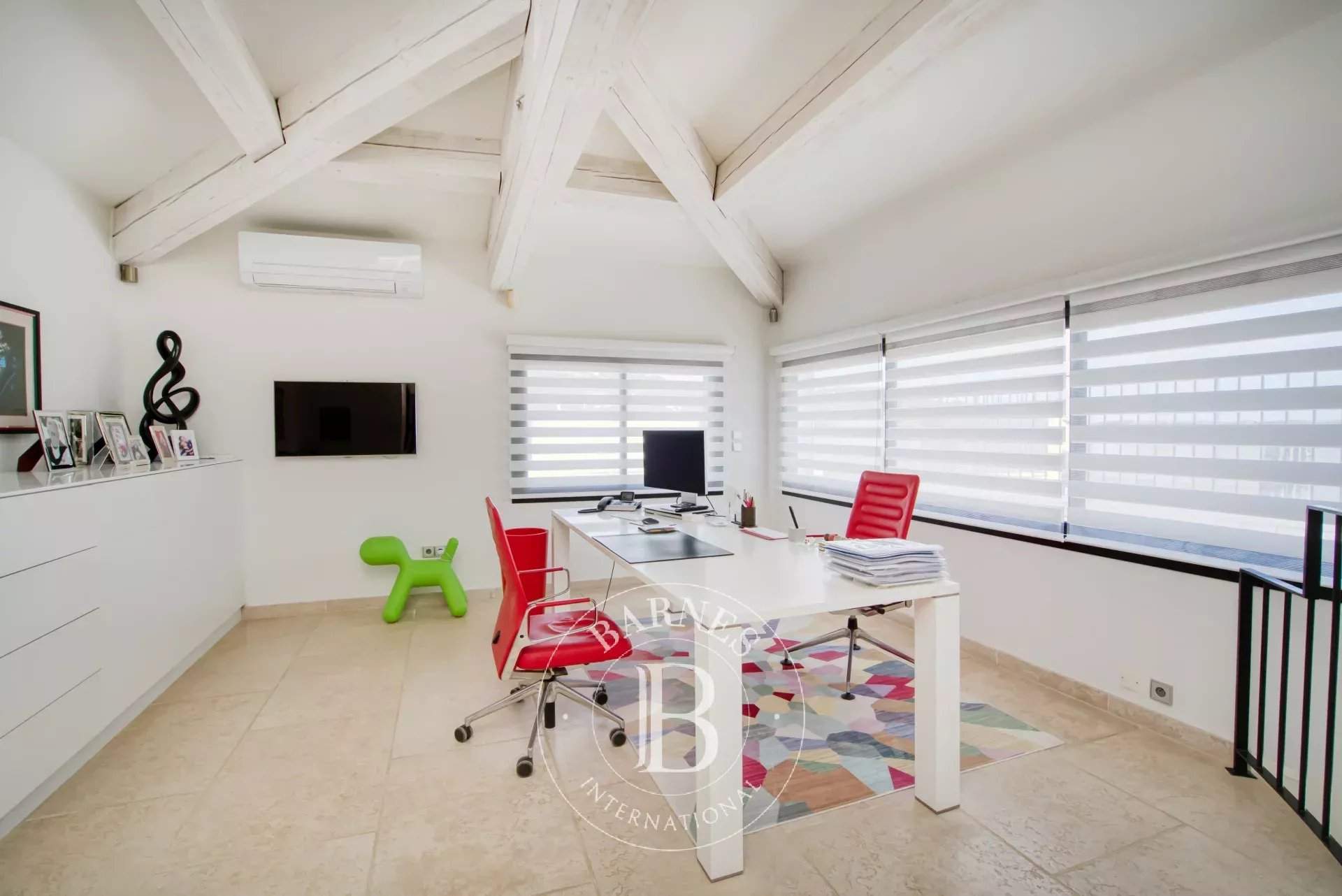 Grimaud  - Property 4 Bedrooms - picture 20