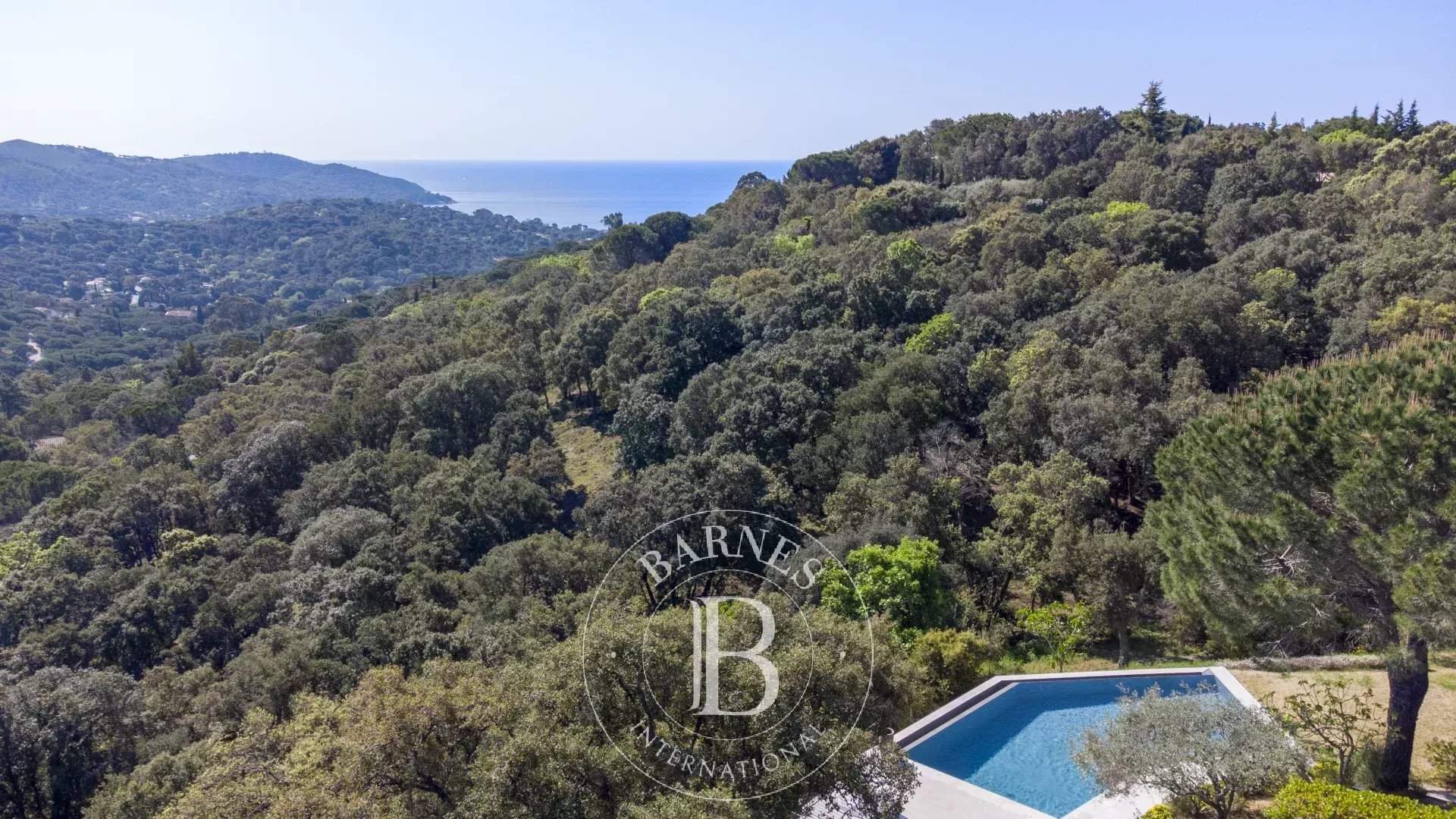 La Croix-Valmer  - Villa 5 Bedrooms - picture 1