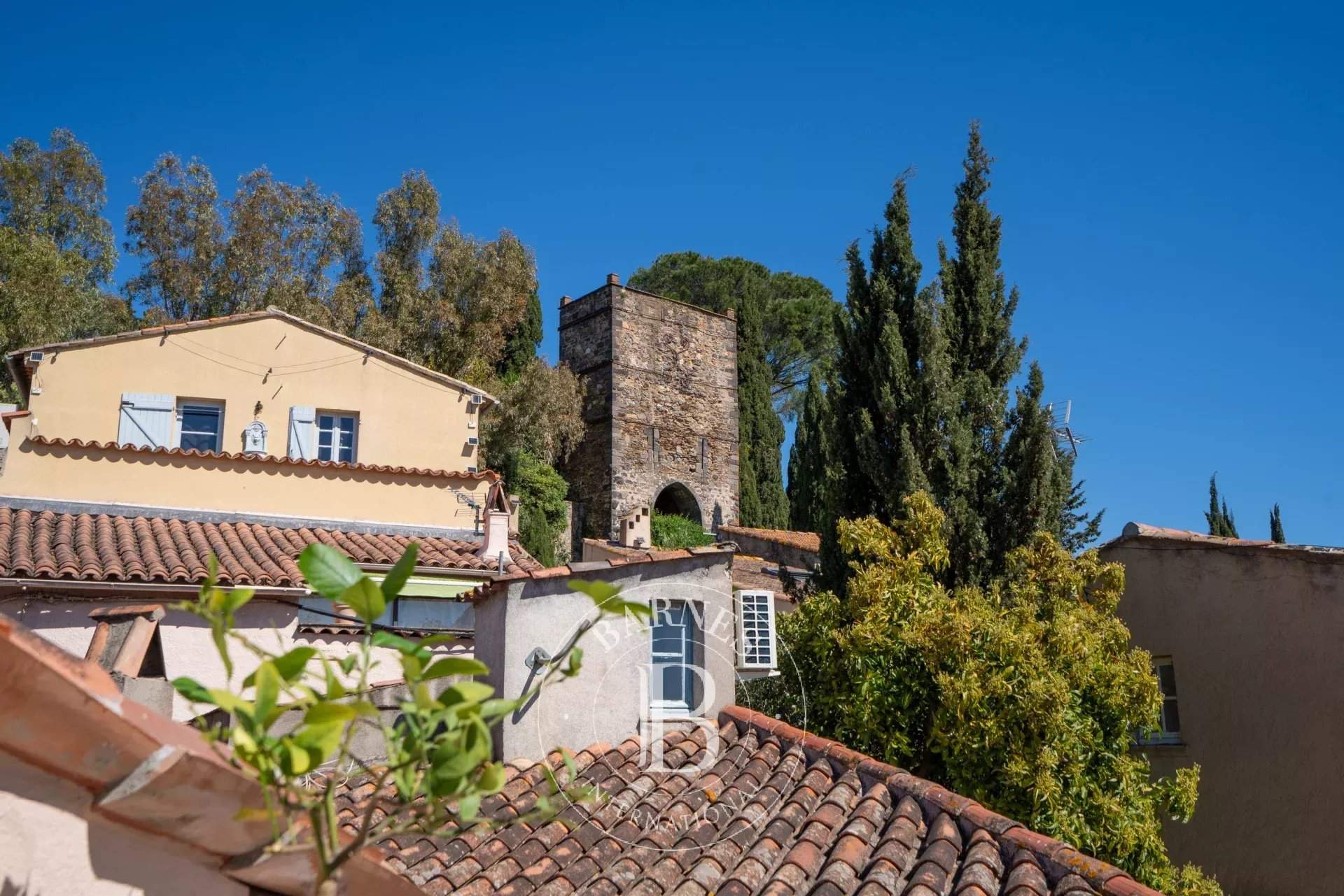 Cogolin  - Maison de village 4 Pi&egrave;ces 2 Chambres - picture 7