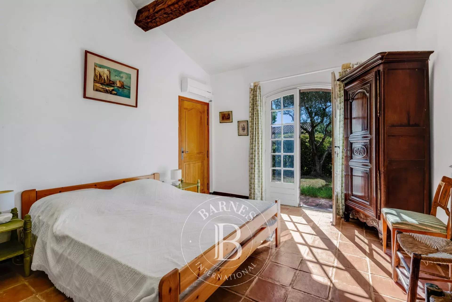 Grimaud  - Maison 8 Pièces 6 Chambres - picture 13