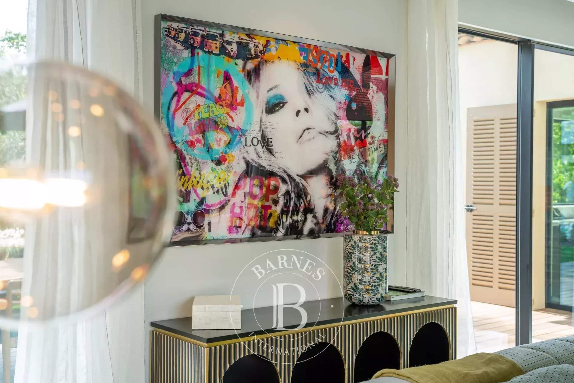 GASSIN - VILLA 5 CHAMBRES - PISCINE picture 8