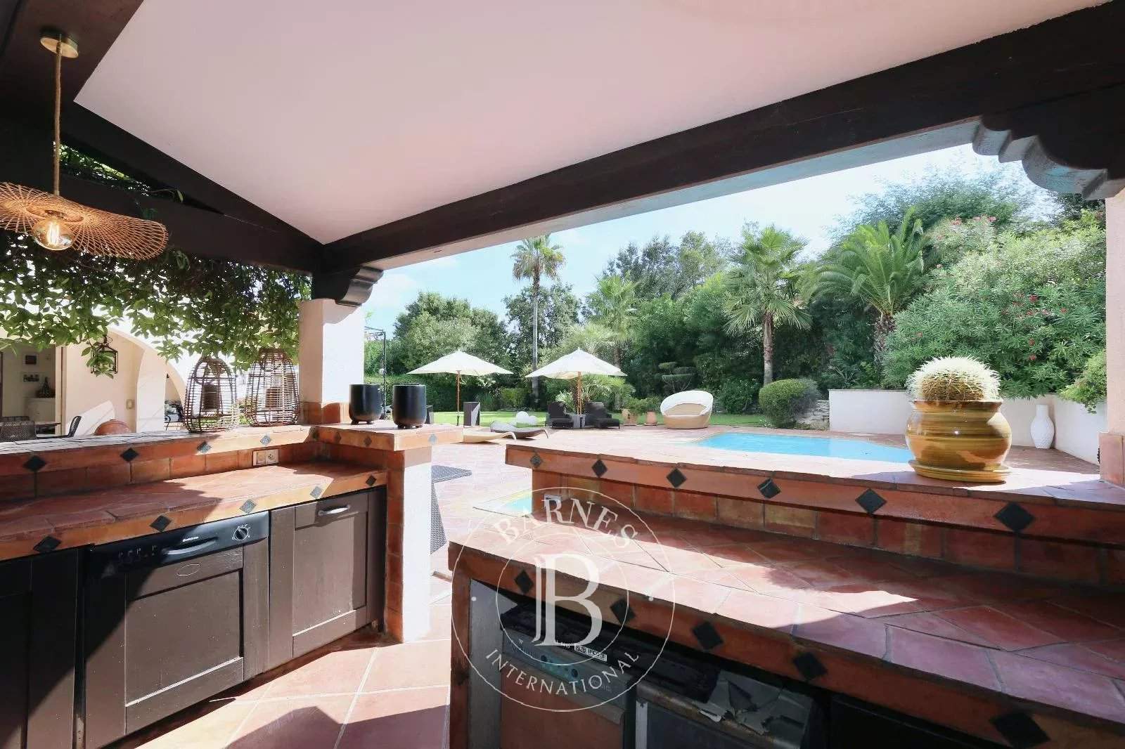 RAMATUELLE - VILLA 5 CHAMBRES - PISCINE picture 16