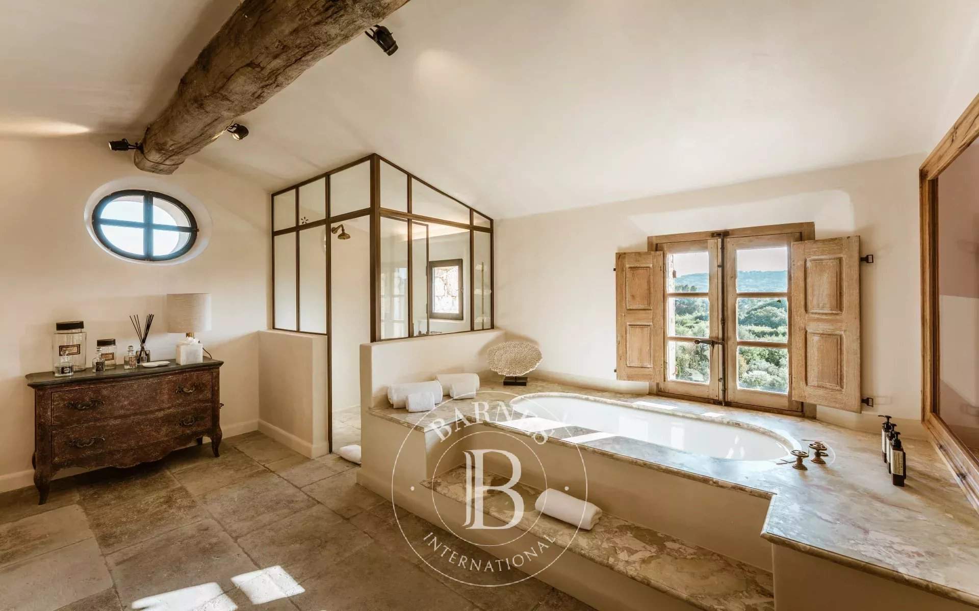 SAINT-TROPEZ/CANOUBIERS - 6-BEDROOM VILLA - SWIMMING POOL - SEA VIEW picture 11