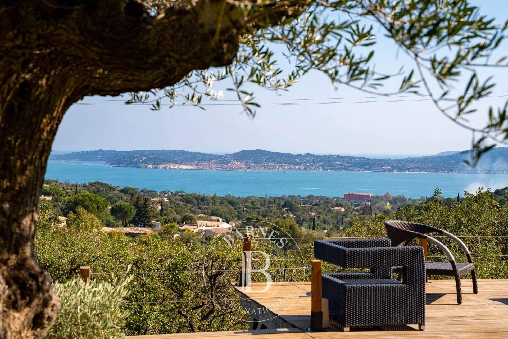 Grimaud  - Maison 5 Pi&egrave;ces 4 Chambres - picture 12