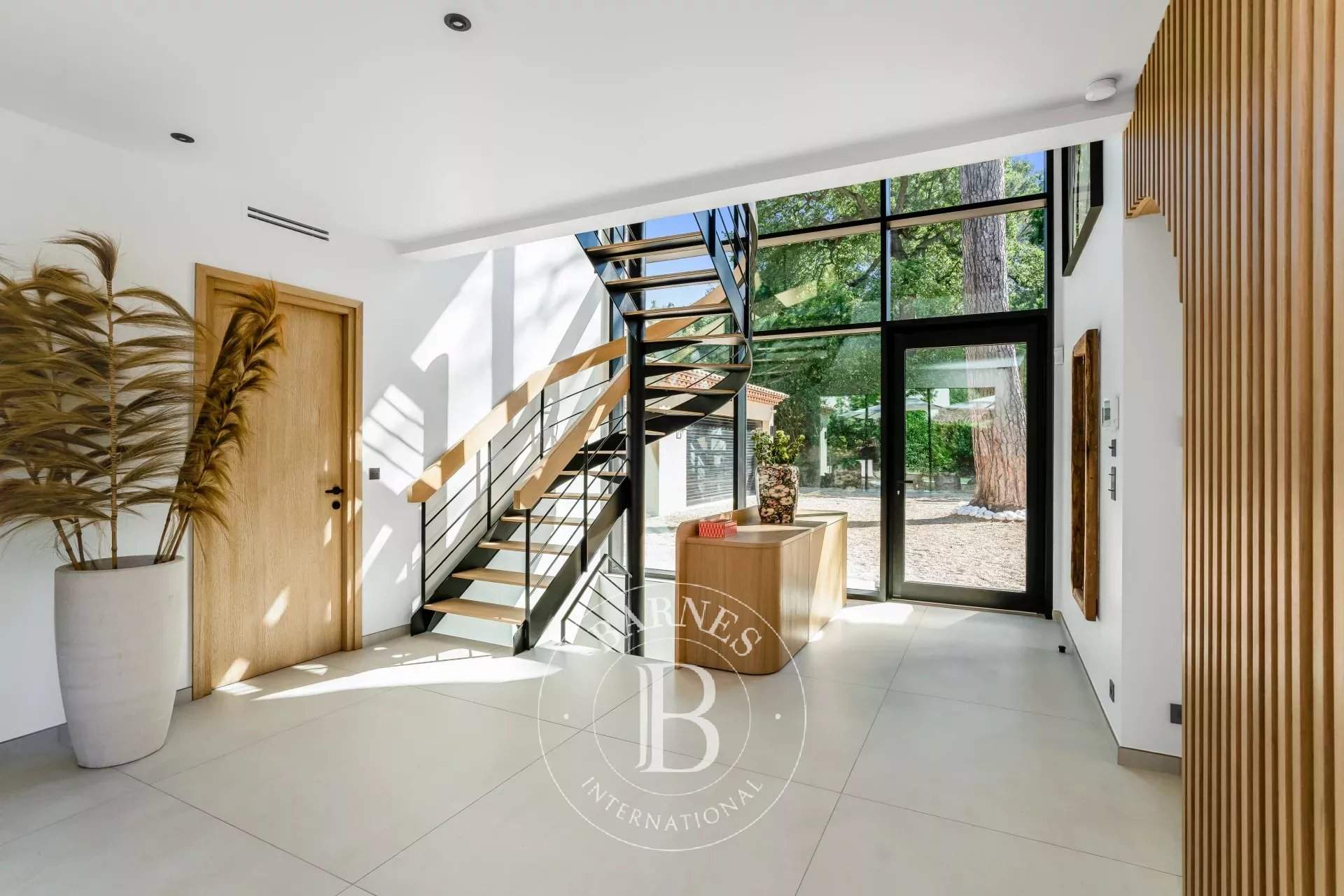 GASSIN - VILLA 5 CHAMBRES - PISCINE picture 7