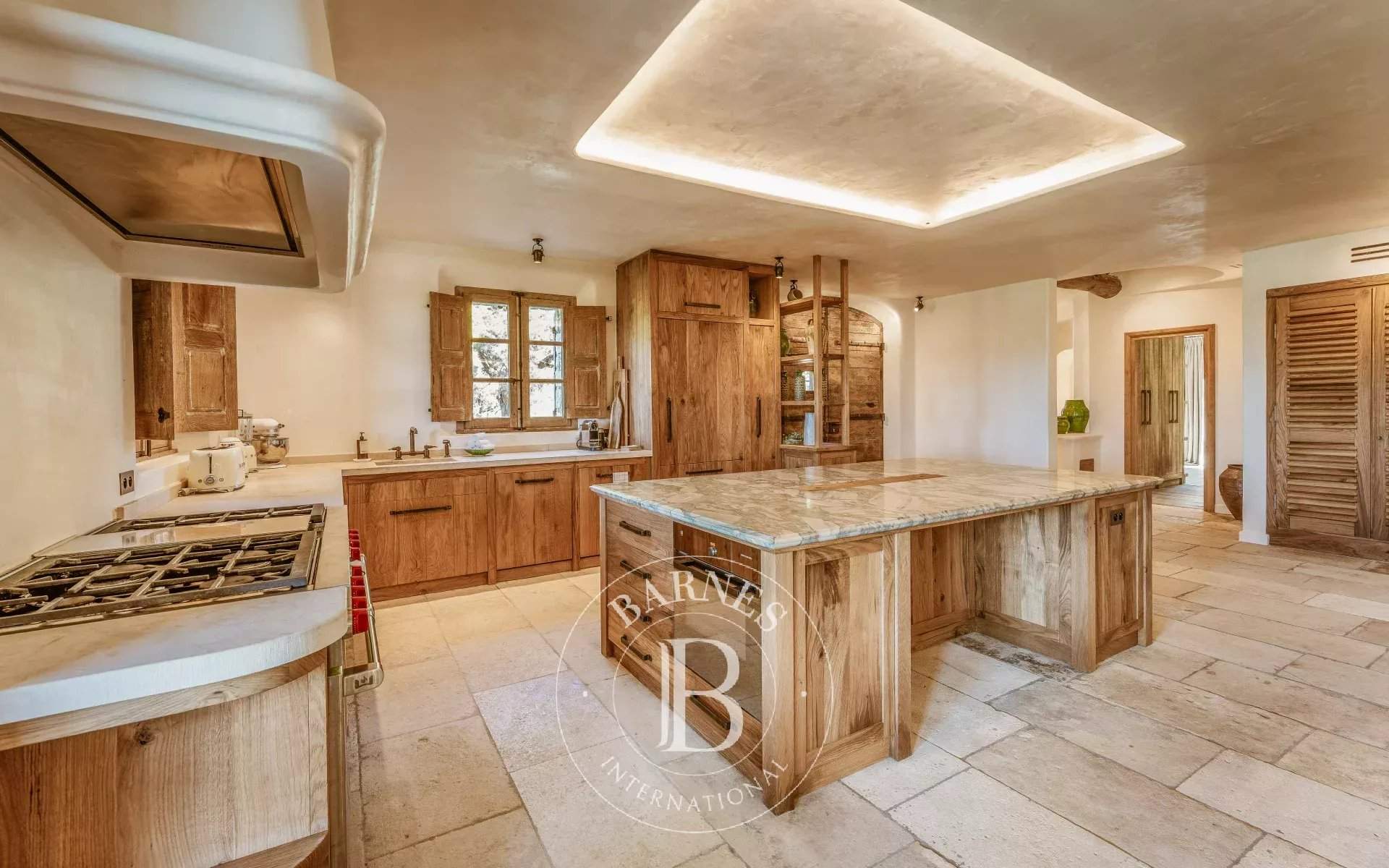 SAINT-TROPEZ/CANOUBIERS - 6-BEDROOM VILLA - SWIMMING POOL - SEA VIEW picture 5