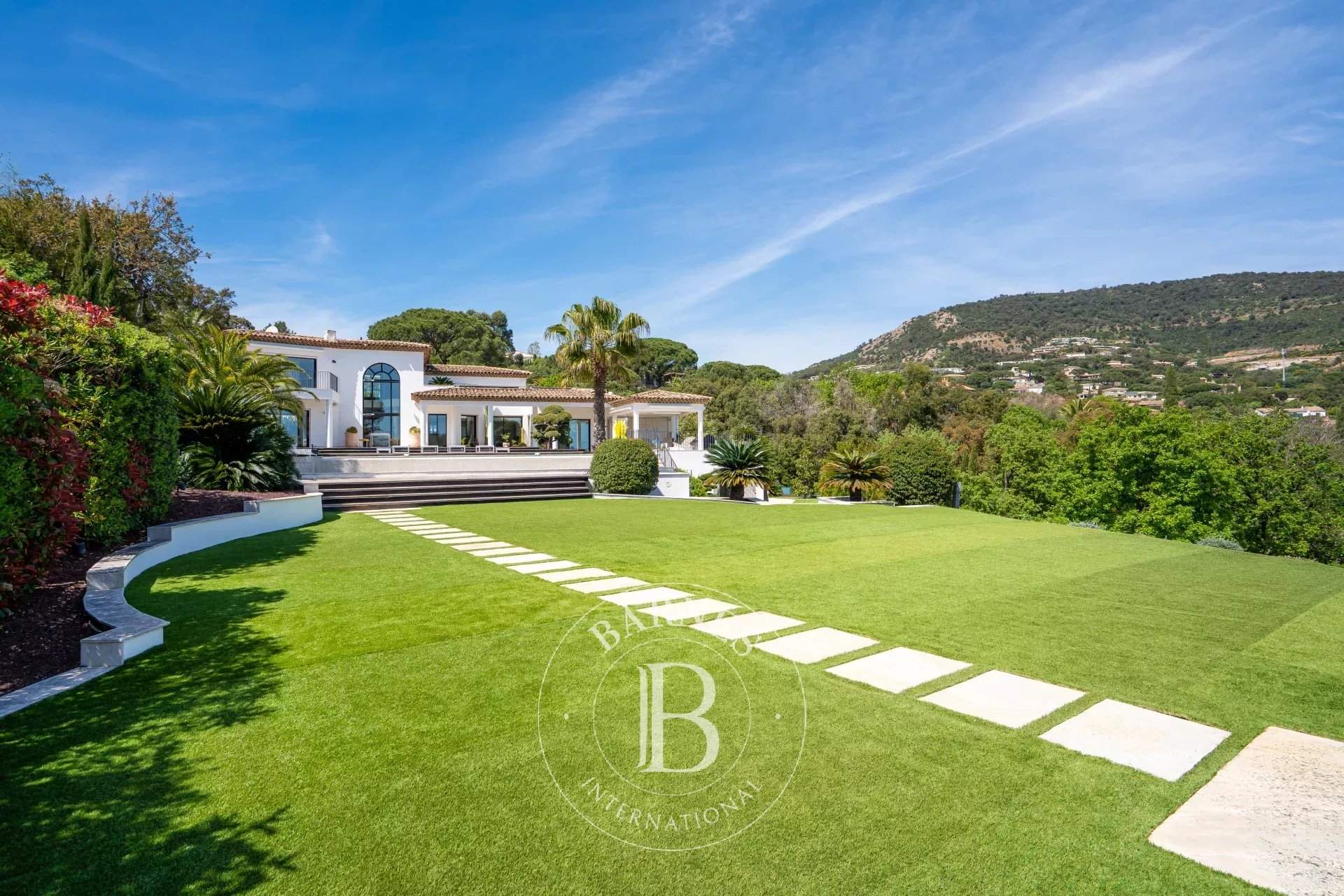 Grimaud  - Property 4 Bedrooms - picture 9