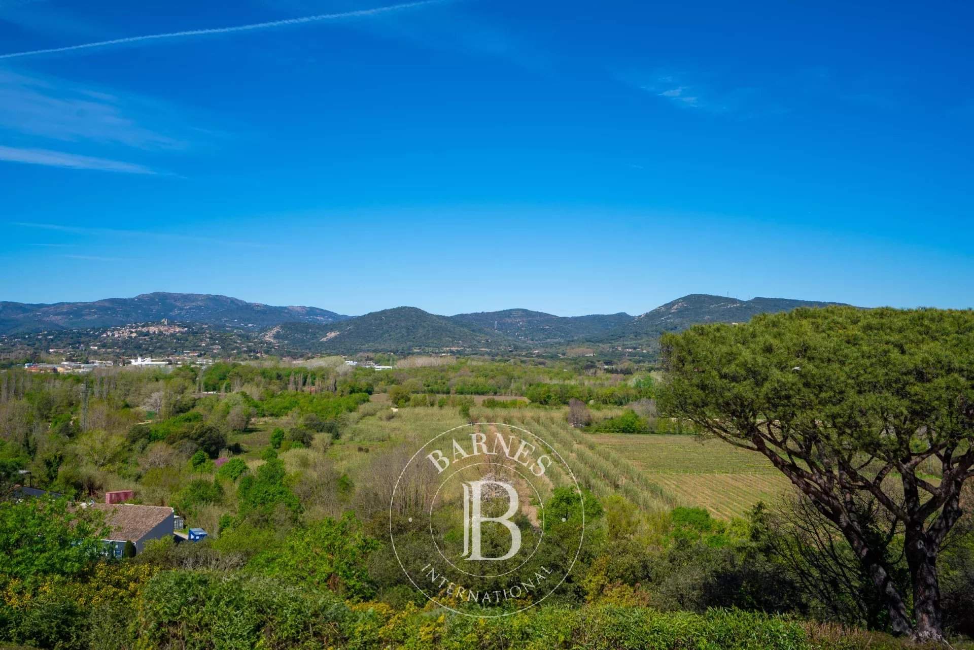 Cogolin  - Appartement 1 Pi&egrave;ce, 1 Chambre - picture 8