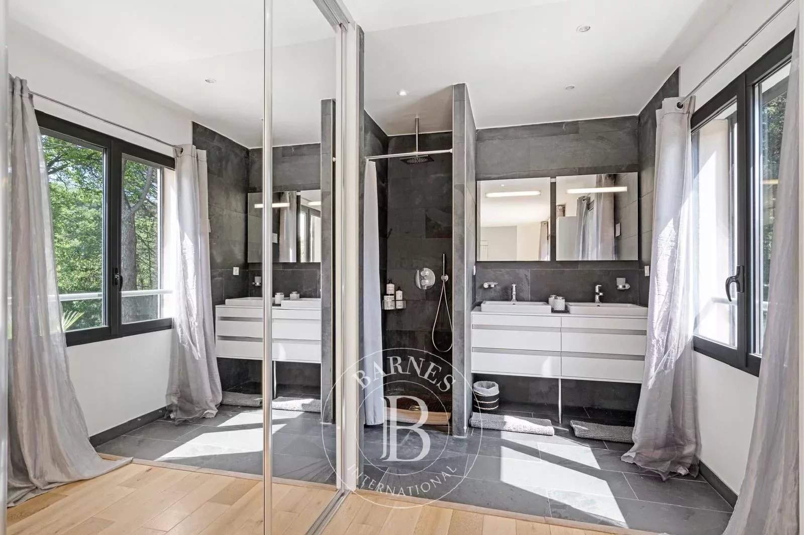 Saint-Tropez  - Maison 6 Pi&egrave;ces 5 Chambres - picture 10