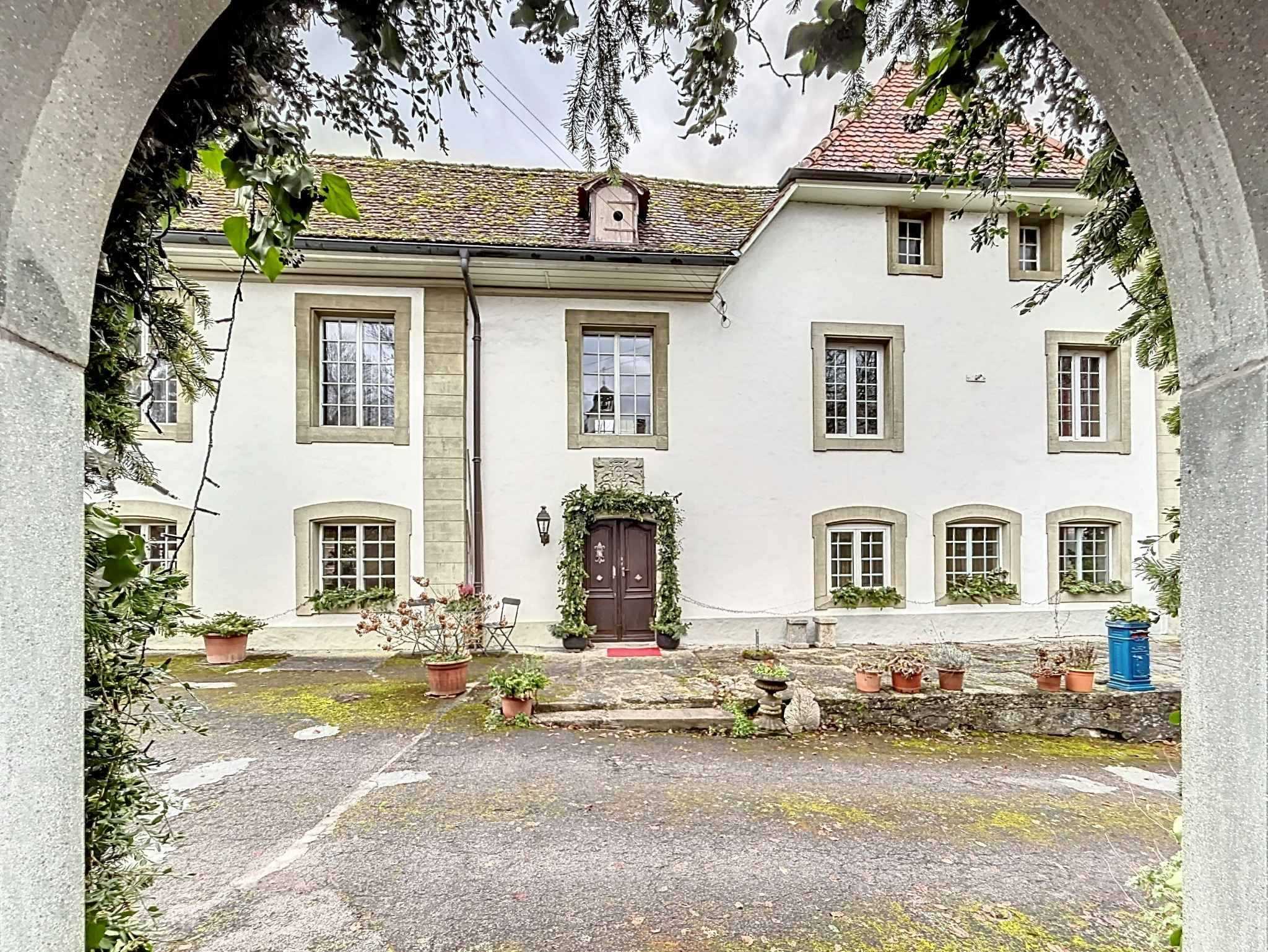 Montagny-la-Ville  - Maison 16.0 Pi&egrave;ces 14 Chambres