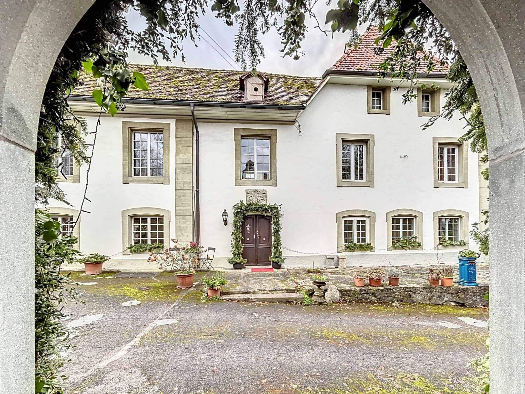 Montagny-la-Ville  - Maison 16.0 Pi&egrave;ces 14 Chambres - picture 2