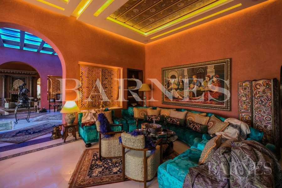 Marrakech  - Maison 15 Pièces 8 Chambres