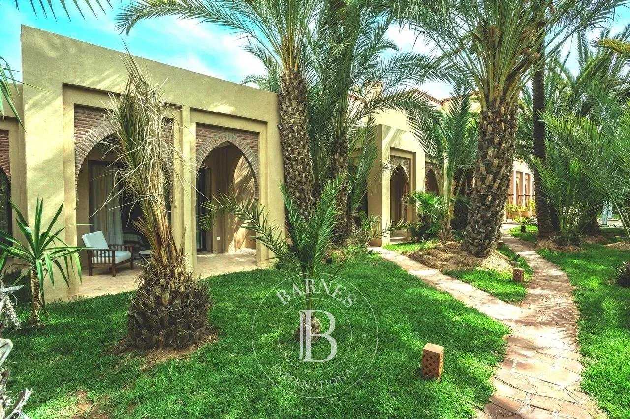 Marrakech  - Villa 15 Bedrooms