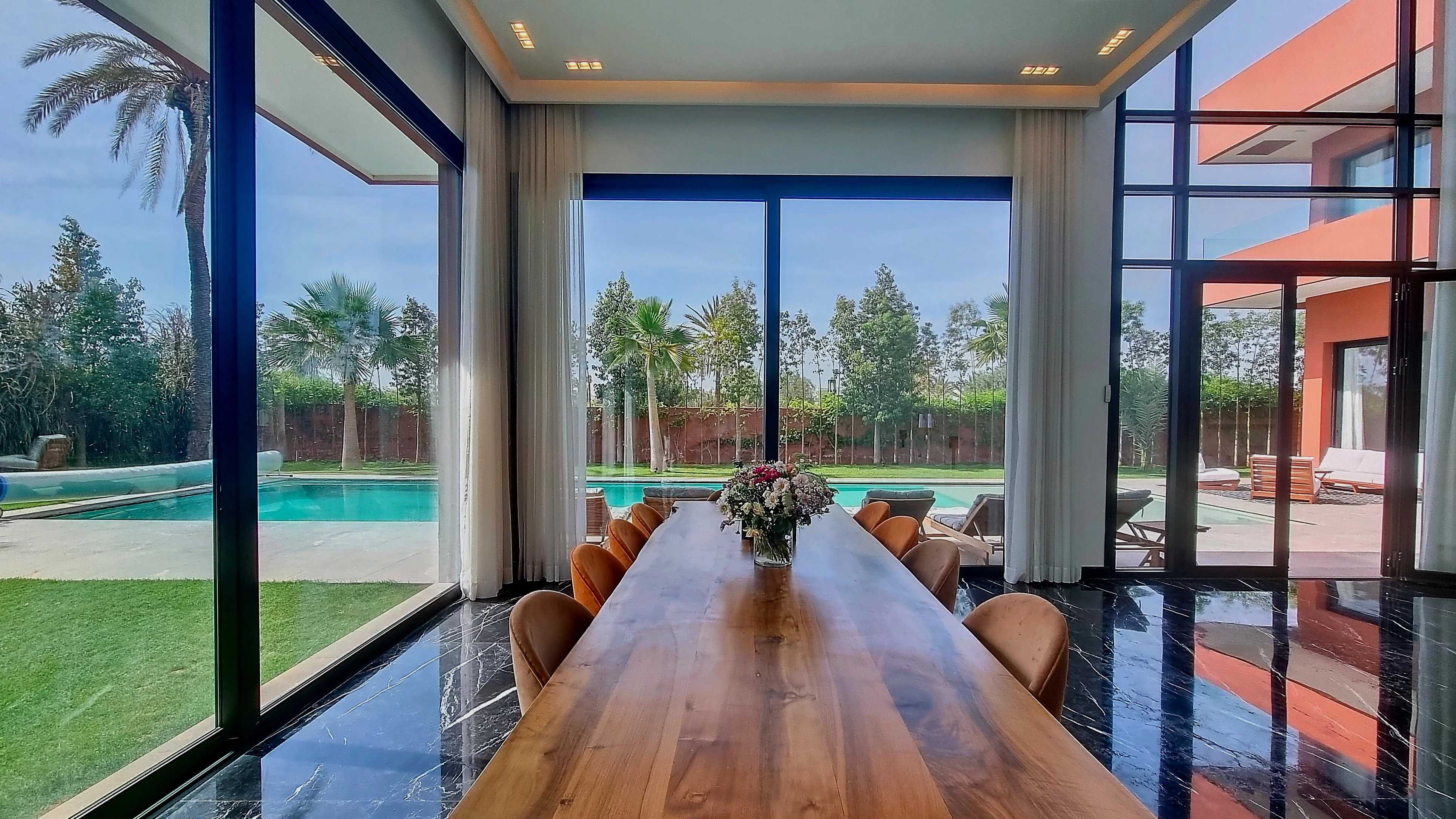 Marrakech  - Villa 8 Pi&egrave;ces 5 Chambres