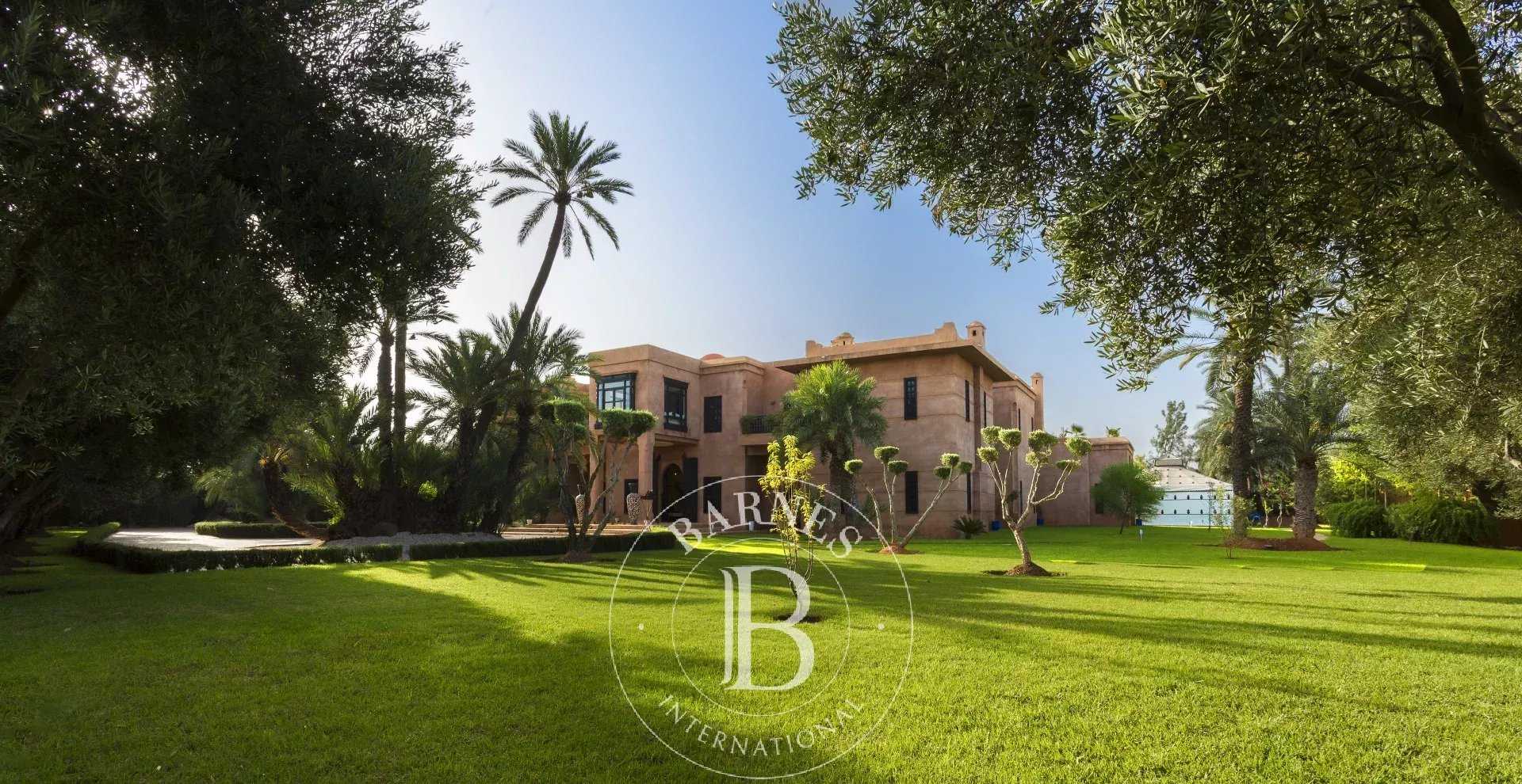 Marrakech  - Villa 11 Bedrooms