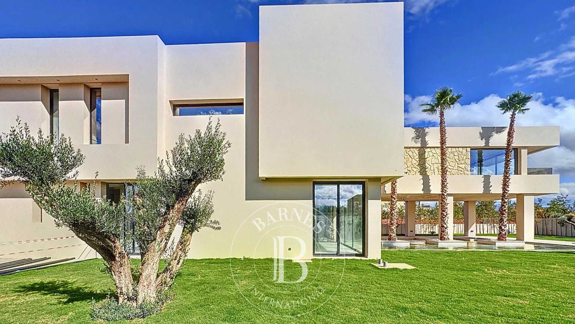 Marrakech  - Villa 8 Pi&egrave;ces 5 Chambres