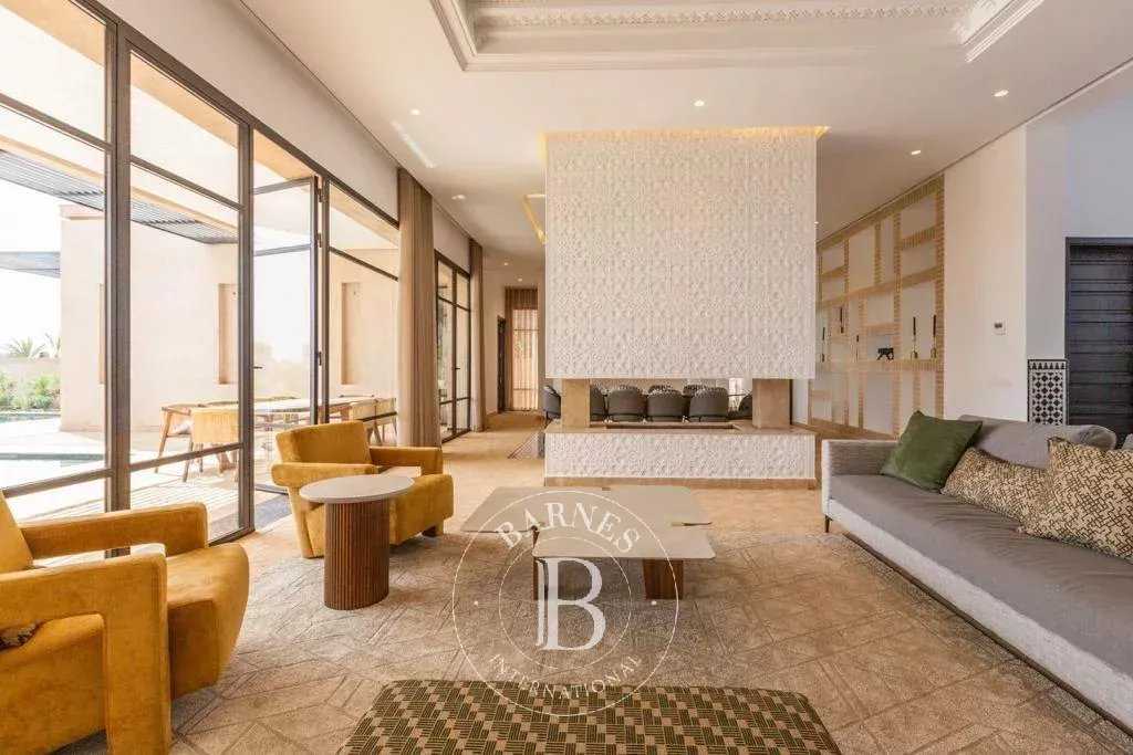 Marrakech  - Villa 8 Pi&egrave;ces 5 Chambres