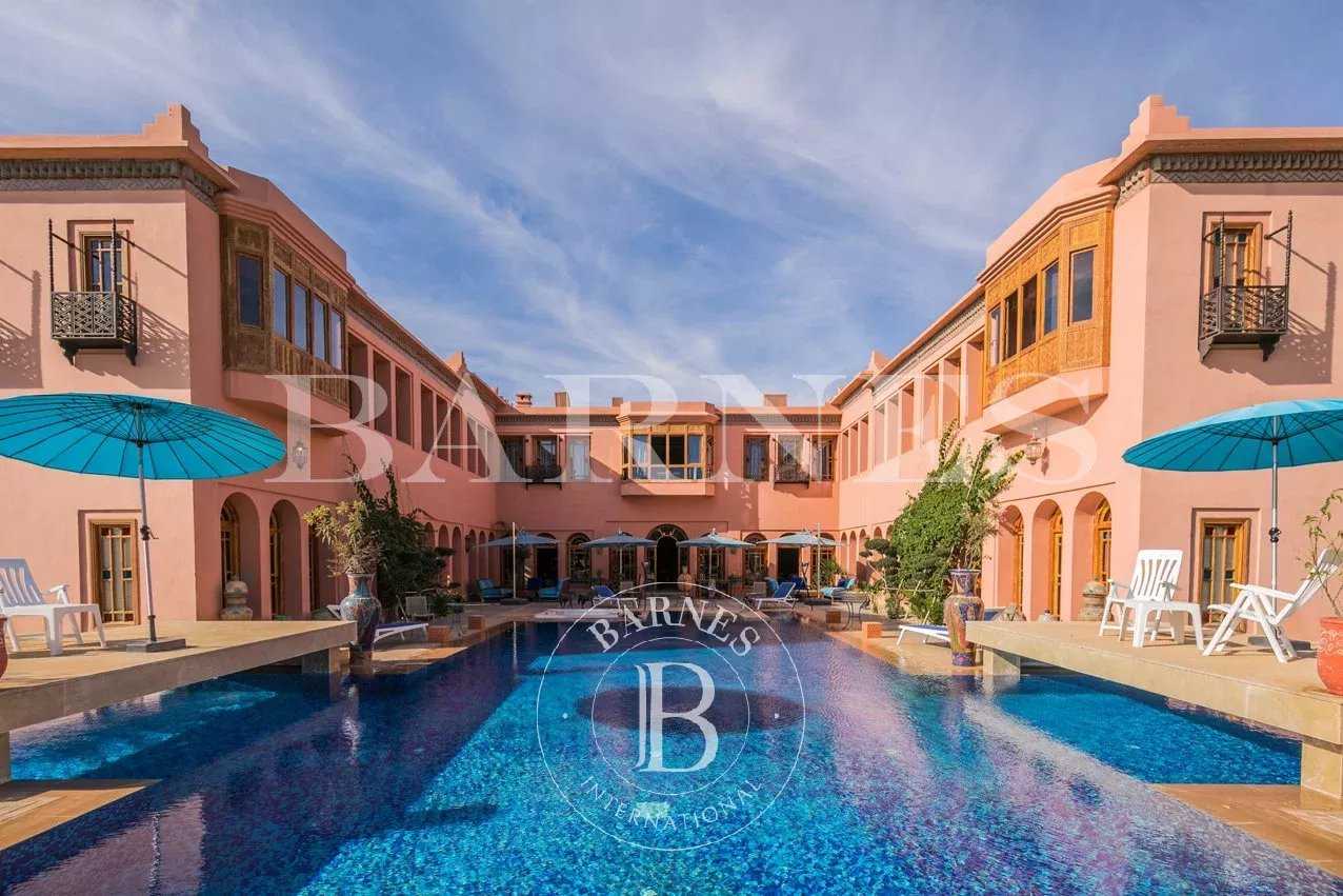 Marrakech  - Villa 15 Pièces 8 Chambres