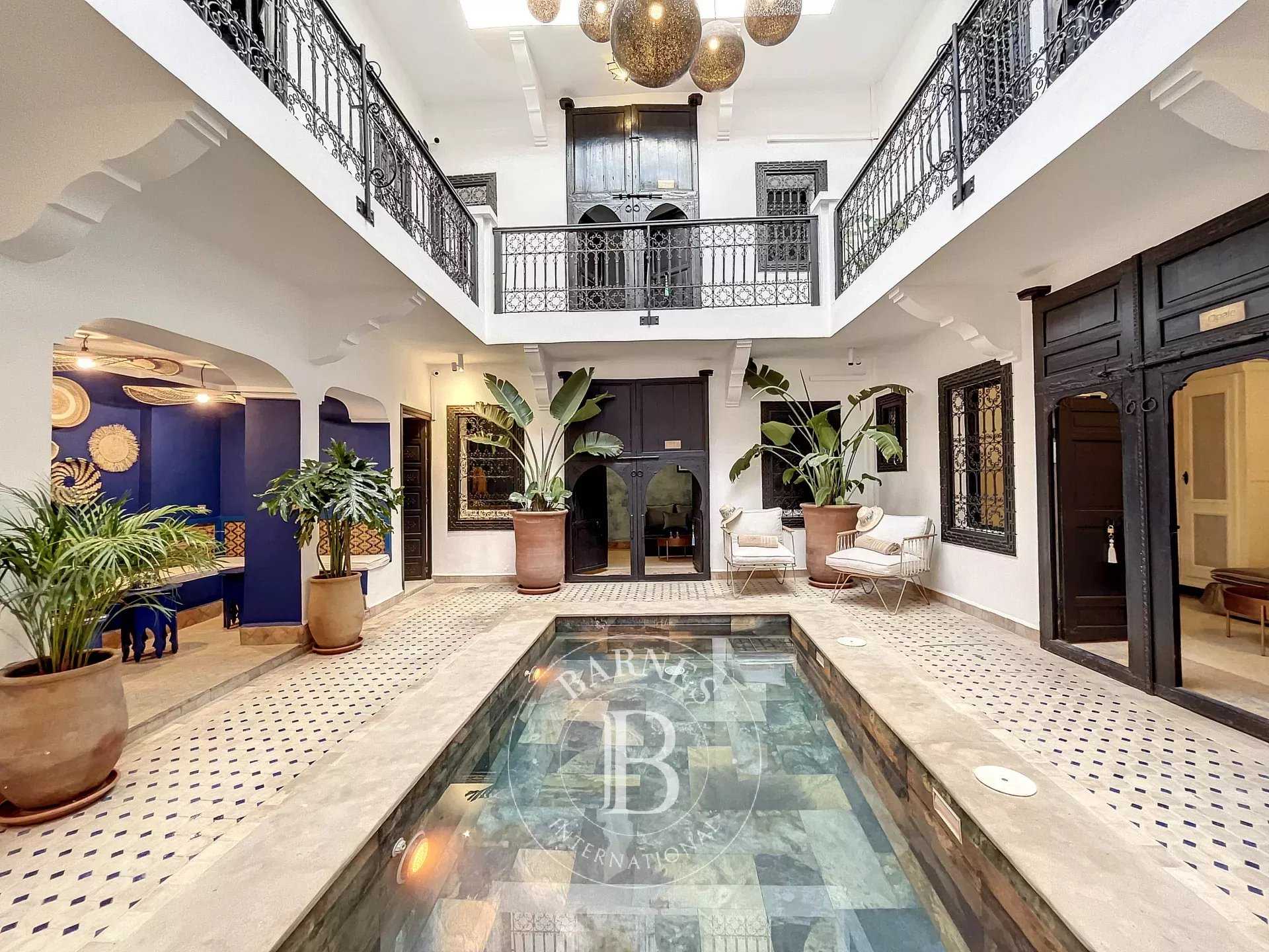 Riad in exclusivity picture 19