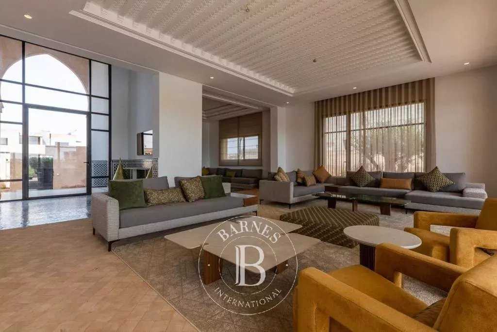 Marrakech  - Villa 8 Pi&egrave;ces 5 Chambres