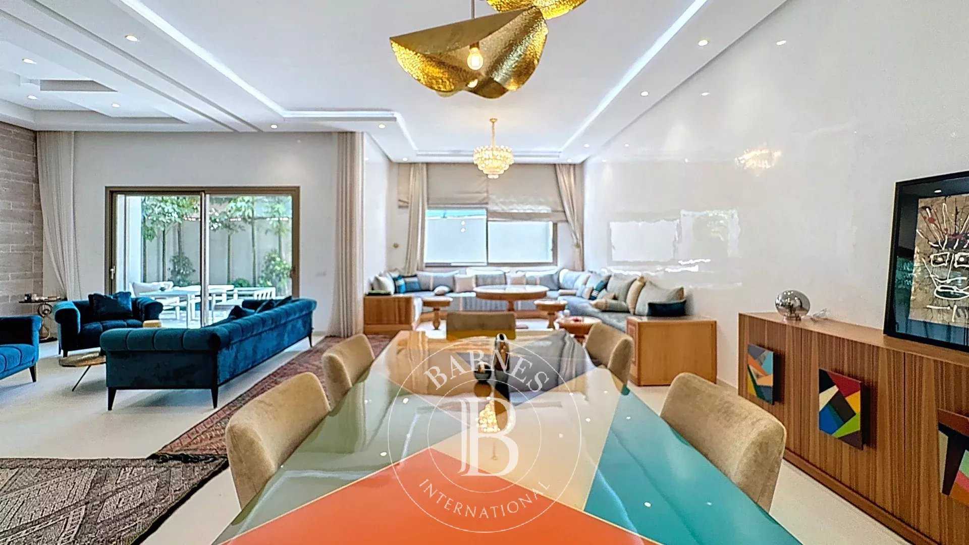 Marrakech  - Villa 8 Pi&egrave;ces 5 Chambres