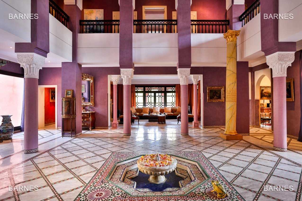 Marrakech  - Villa 9 Pi&egrave;ces 7 Chambres