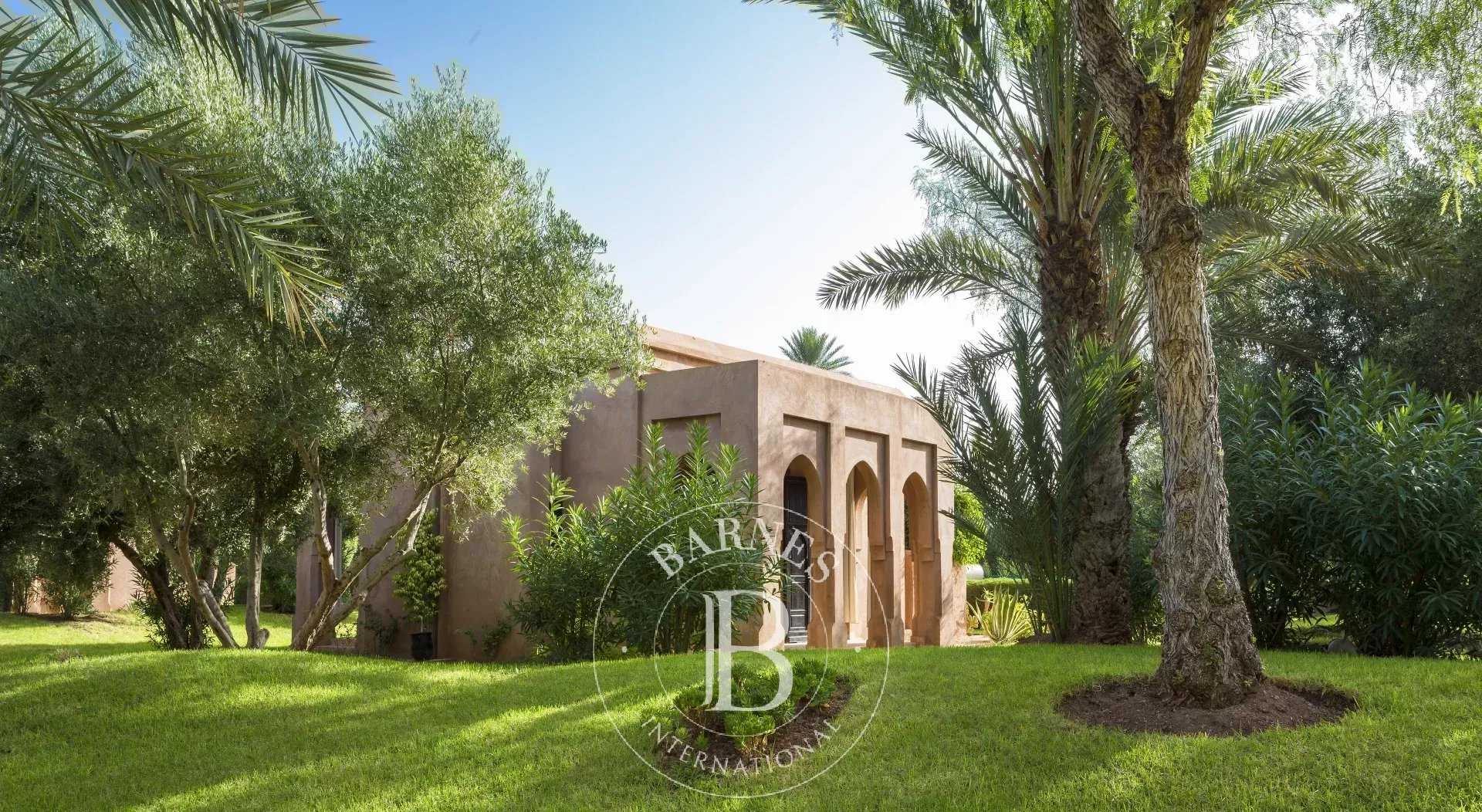 Marrakech  - Villa 11 Bedrooms