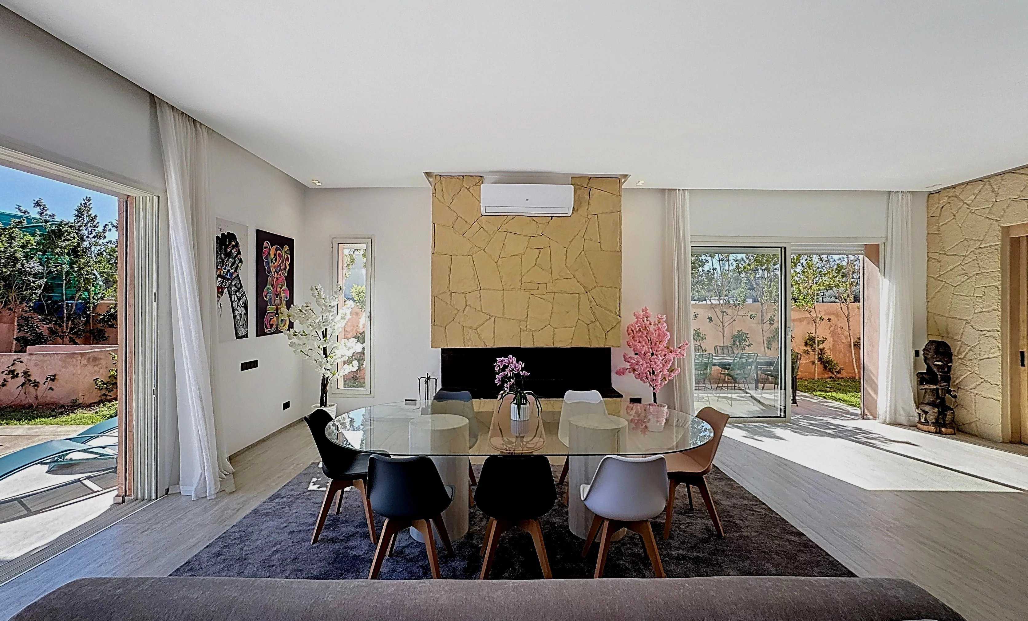 Marrakech  - Villa 8 Pi&egrave;ces 5 Chambres