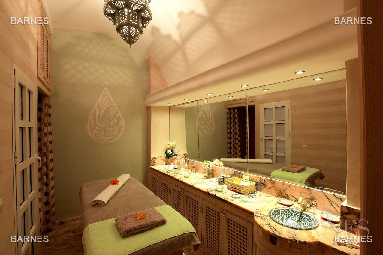 Marrakech  - Riad 12 Bedrooms - picture 4
