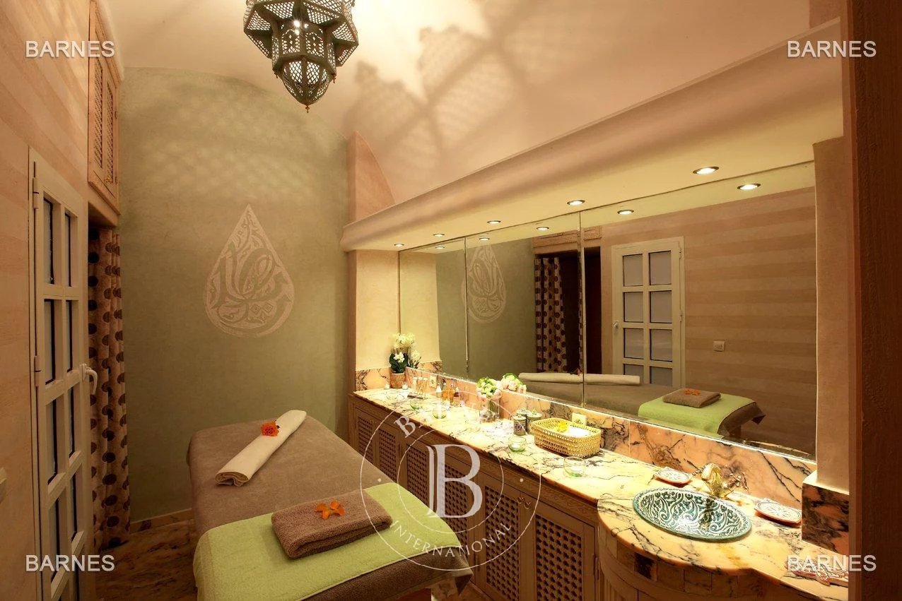 Marrakech  - Riad 12 Bedrooms - picture 4