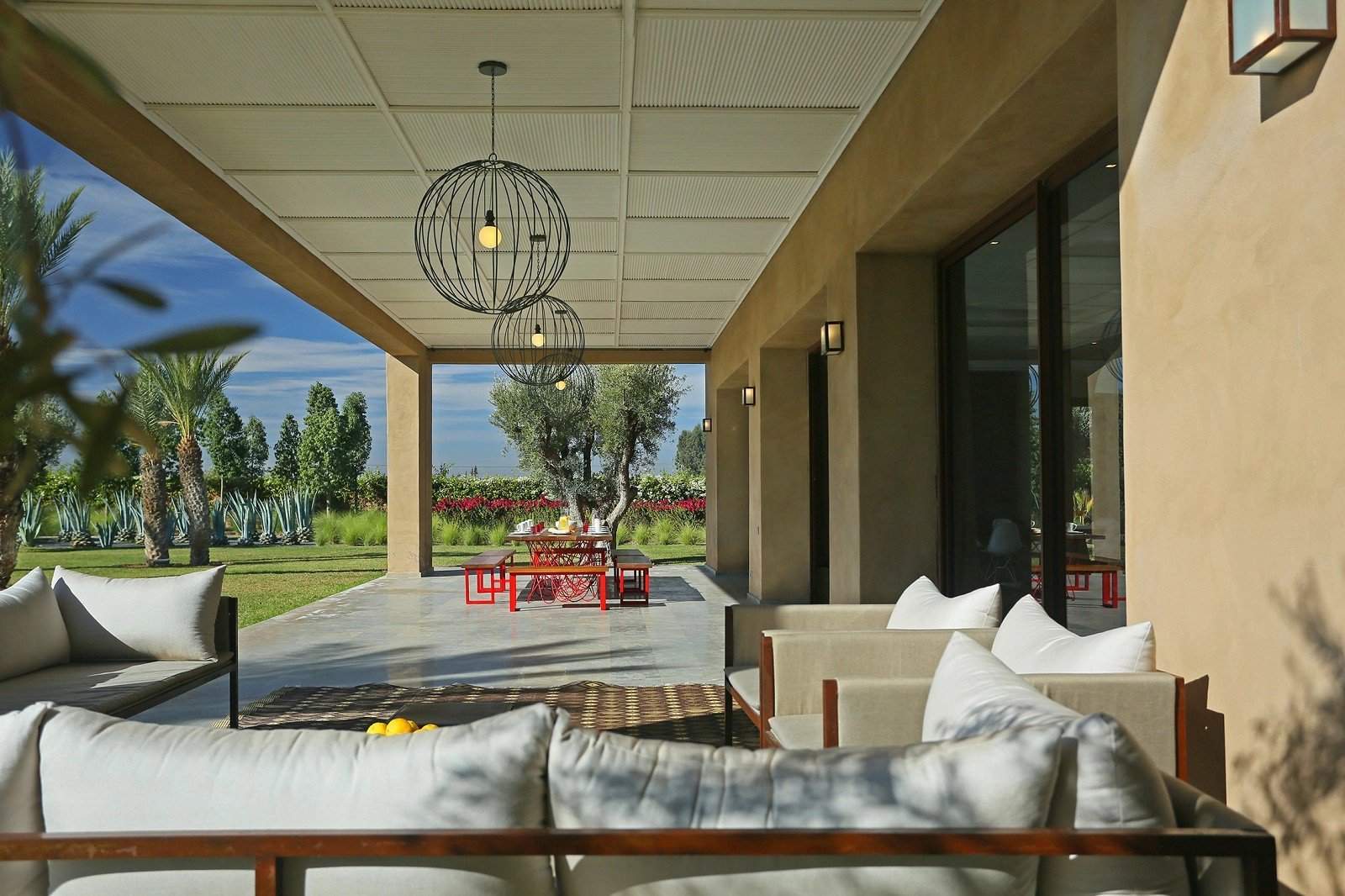 Beautiful new villa for rent only 10min from the center picture 2