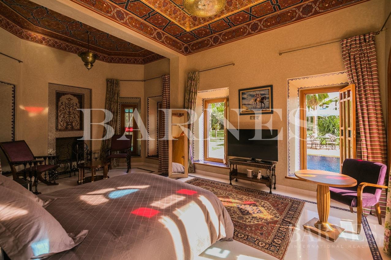Marrakech  - Maison 15 Pièces 8 Chambres - picture 11