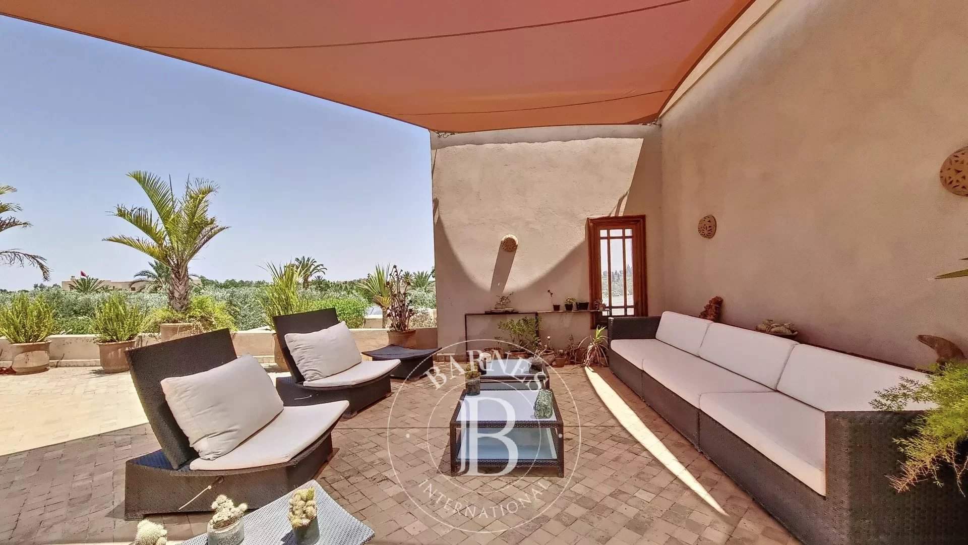 Moroccan Architecture Villa in a Private Estate picture 15