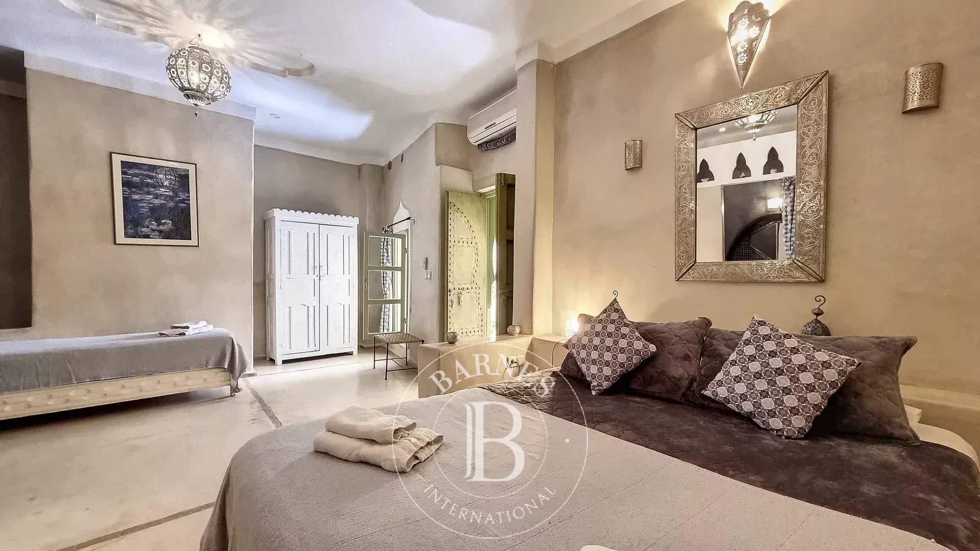 Marrakech  - Riad 5 Bedrooms - picture 12