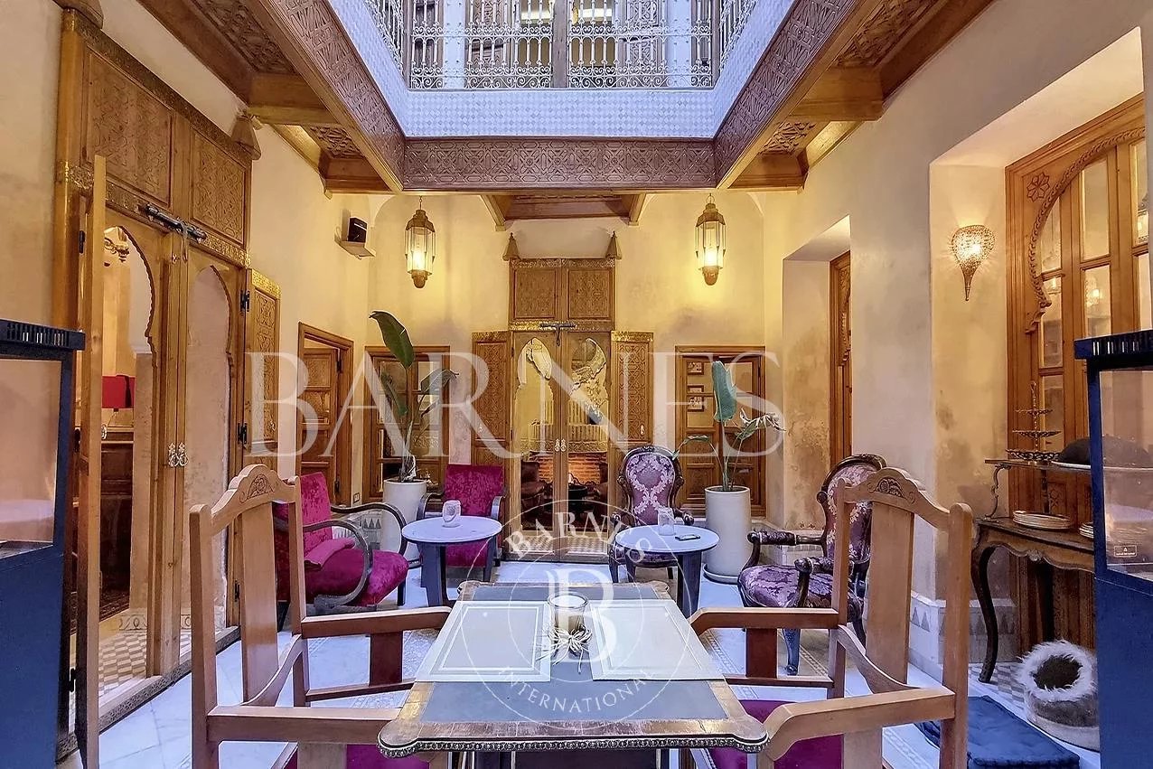 Marrakech  - Riad 4 Bedrooms - picture 1