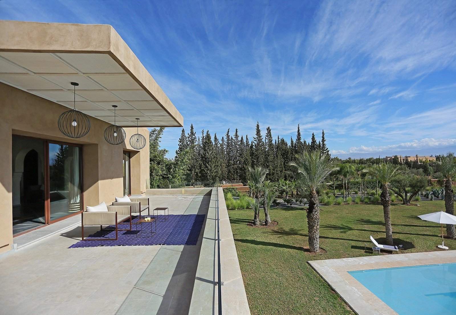 Beautiful new villa for rent only 10min from the center picture 4