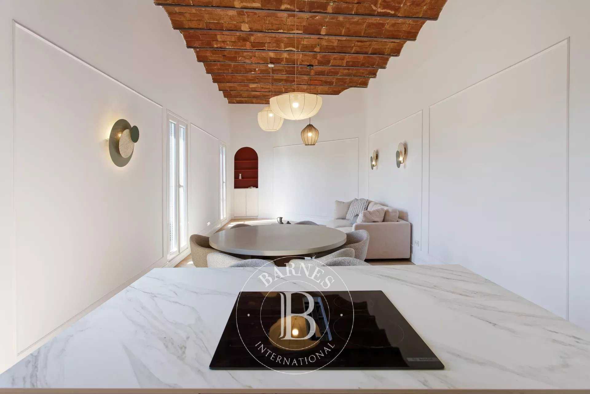 Barcelona  - Apartment 3 Bedrooms